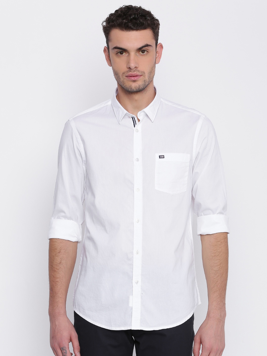 

Arrow Sport Men White Slim Fit Solid Casual Shirt