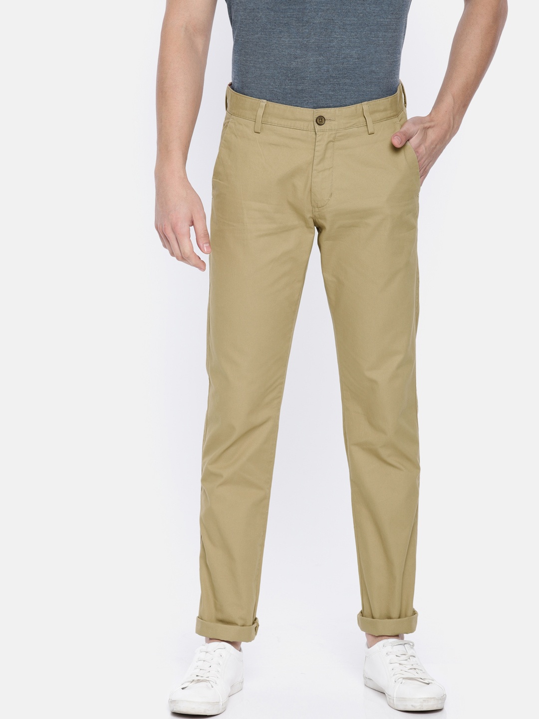 

Arrow Sport Men Khaki Chrysler Tapered Fit Solid Chinos