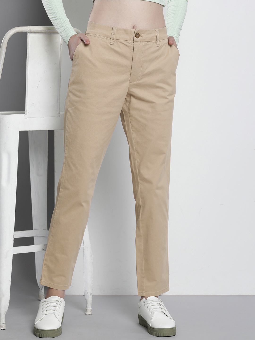 

Tommy Hilfiger Women Mid-Rise Slim Fit Chinos, Khaki