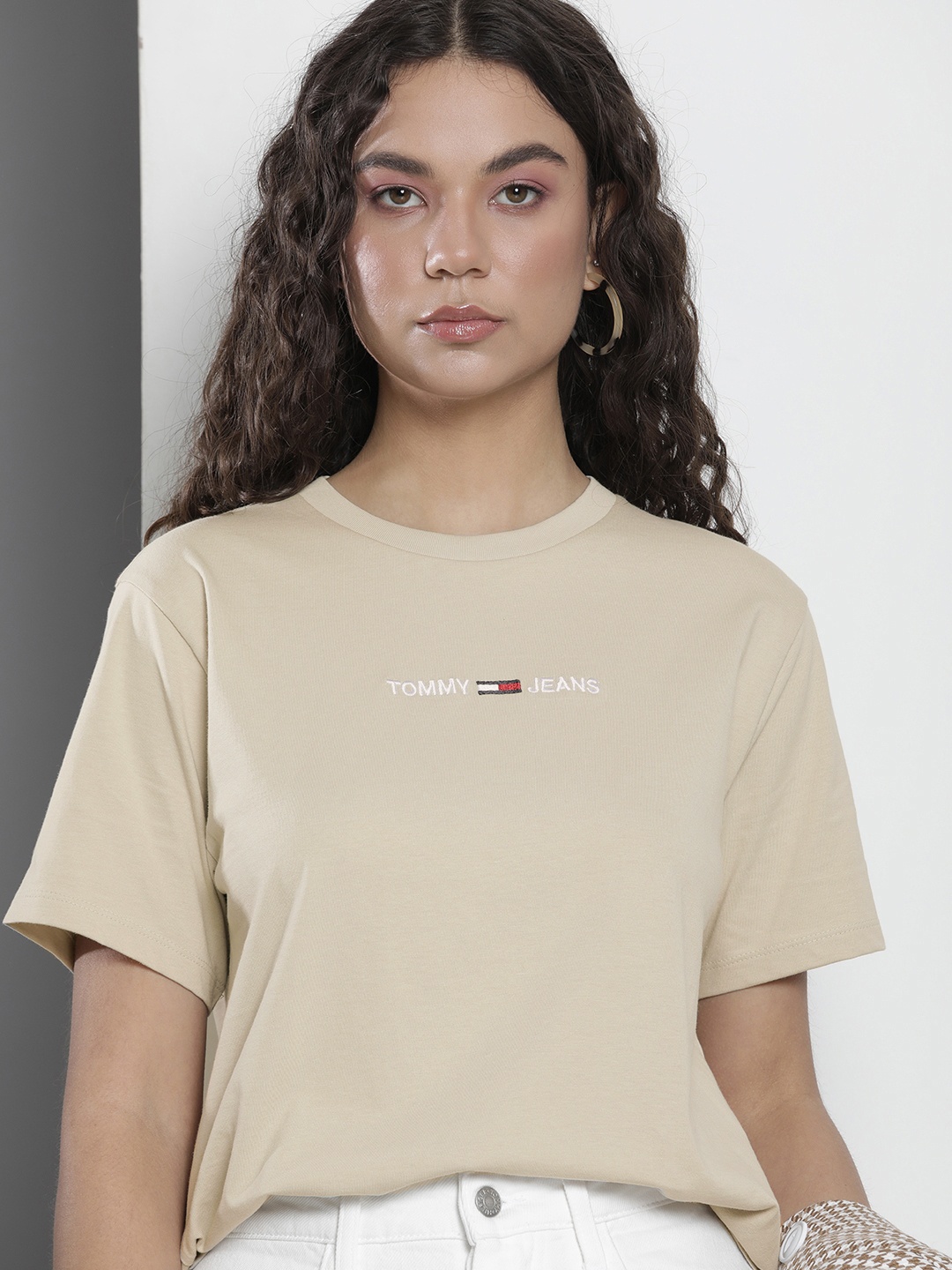 

Tommy Hilfiger Women Pure Cotton T-shirt With Embroidered Detail, Taupe