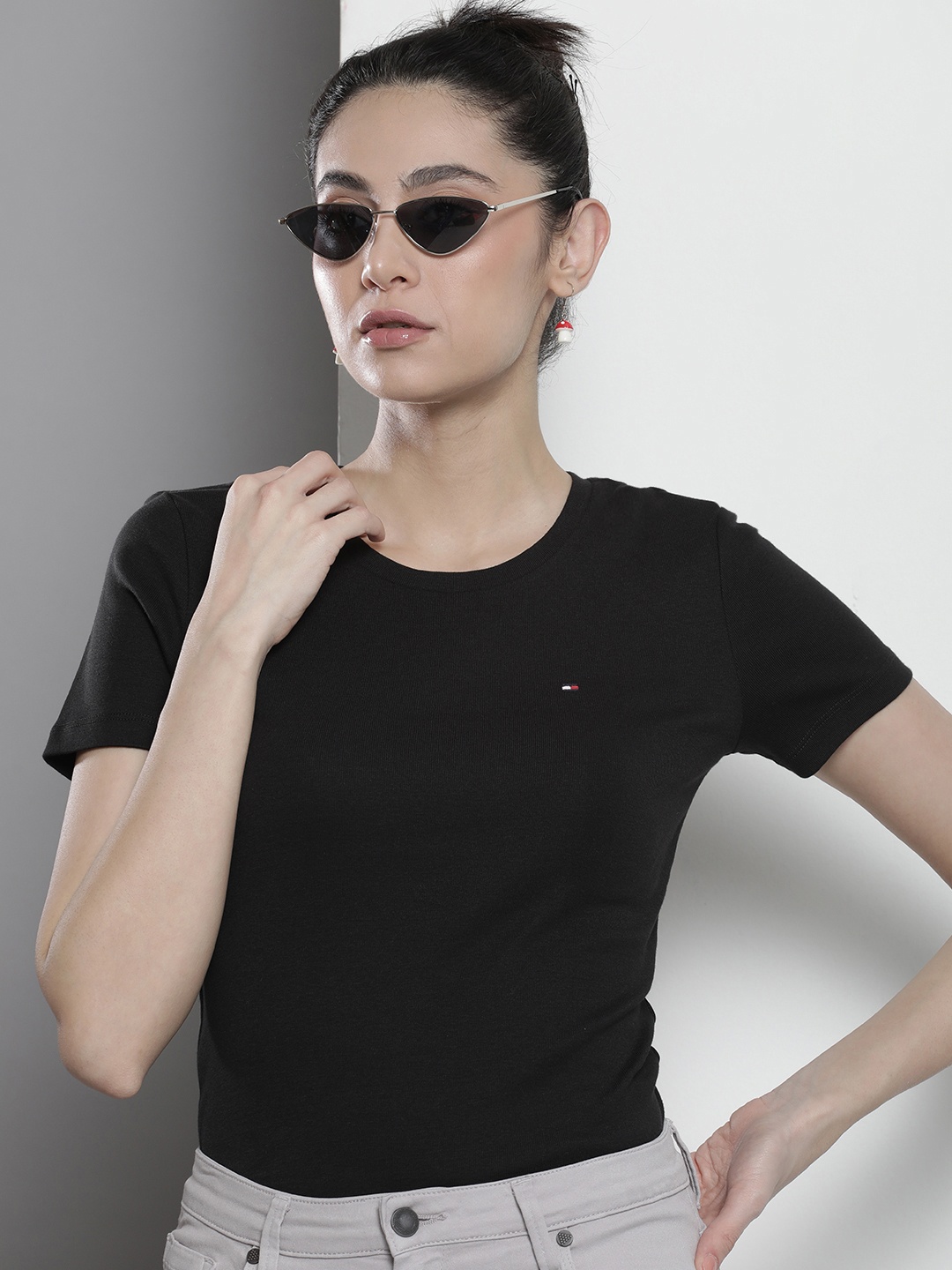 

Tommy Hilfiger Women Pure Cotton Round Neck T-shirt, Black