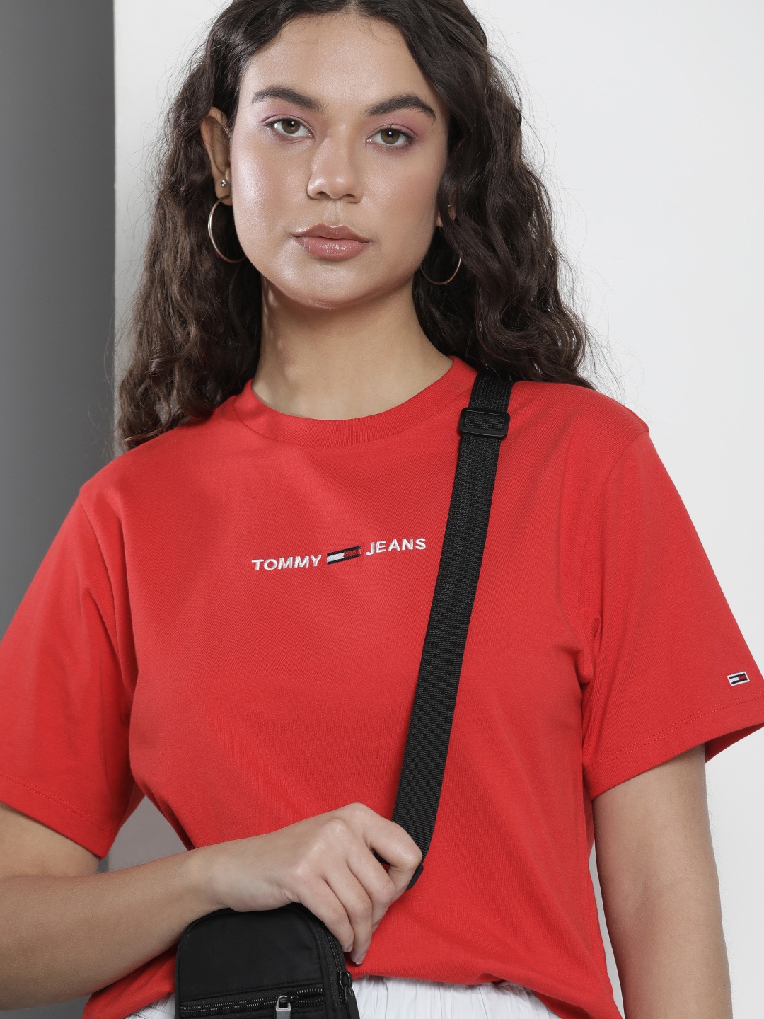 

Tommy Hilfiger Women Brand Logo Embroidered Drop-Shoulder Sleeves Pure Cotton T-shirt, Red