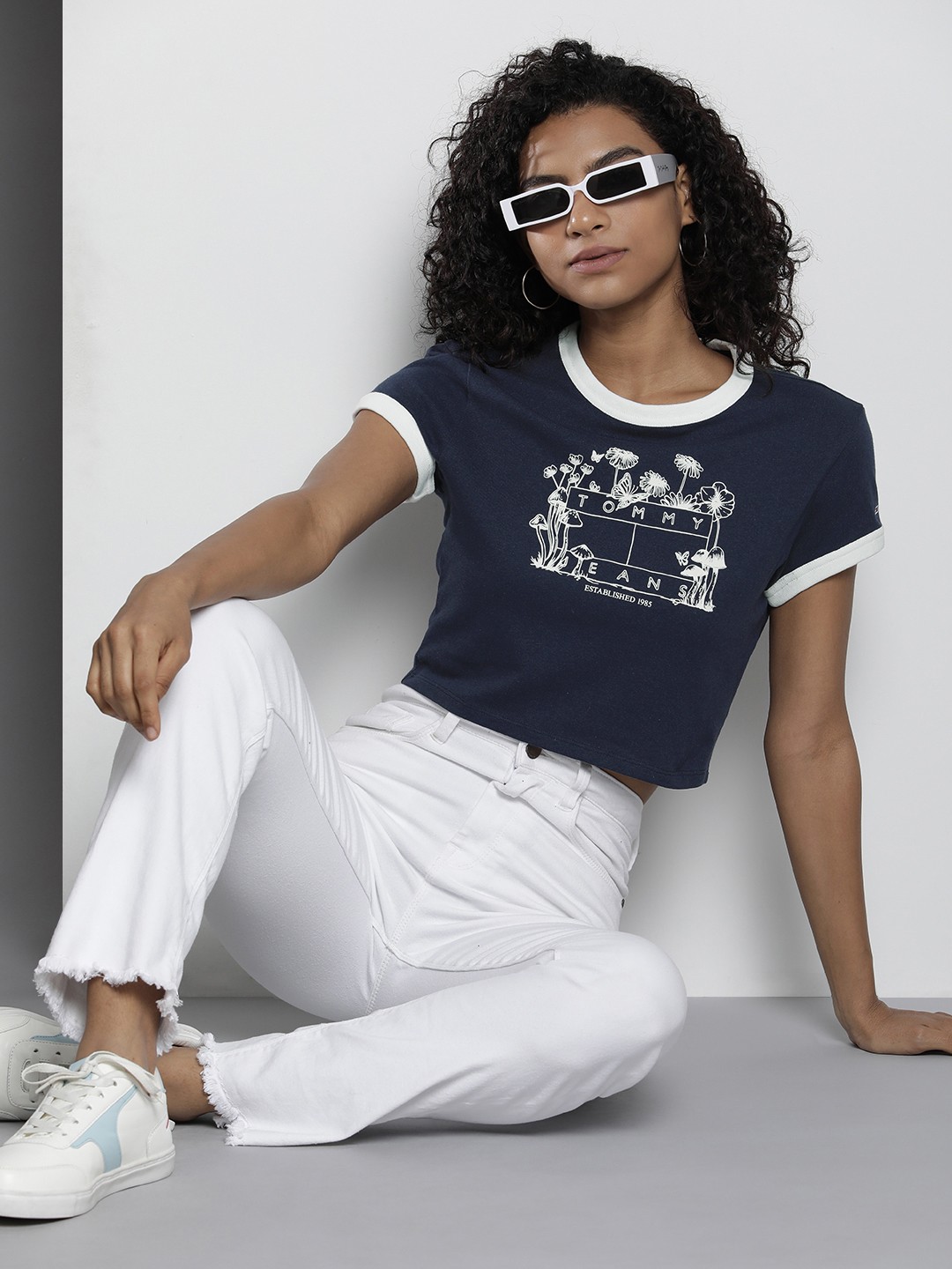 

Tommy Hilfiger Women Pure Cotton Graphic Printed Crop T-shirt, Navy blue