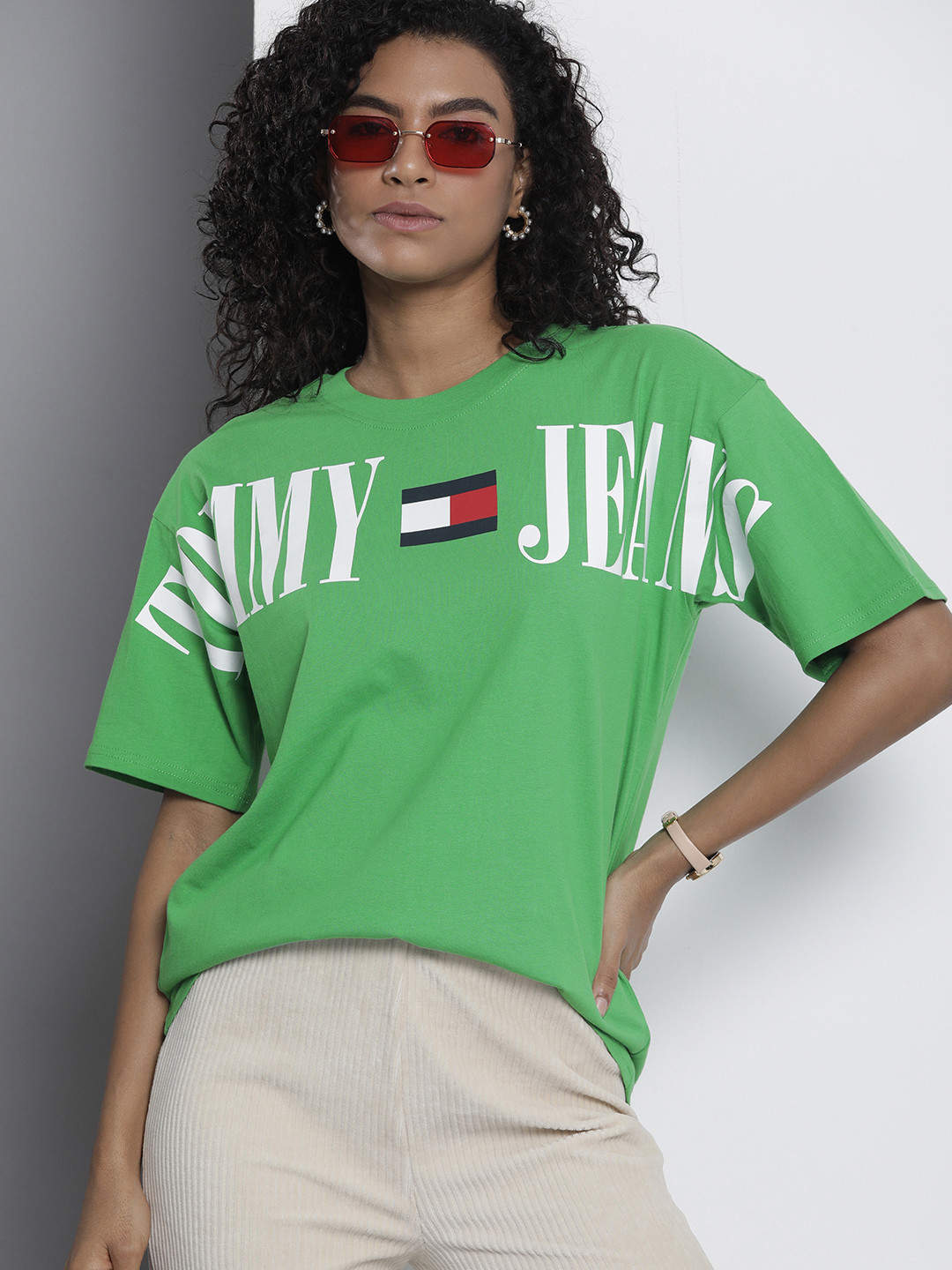 

Tommy Hilfiger Women Pure Cotton Brand Logo Printed Drop-Shoulder Sleeves T-shirt, Green