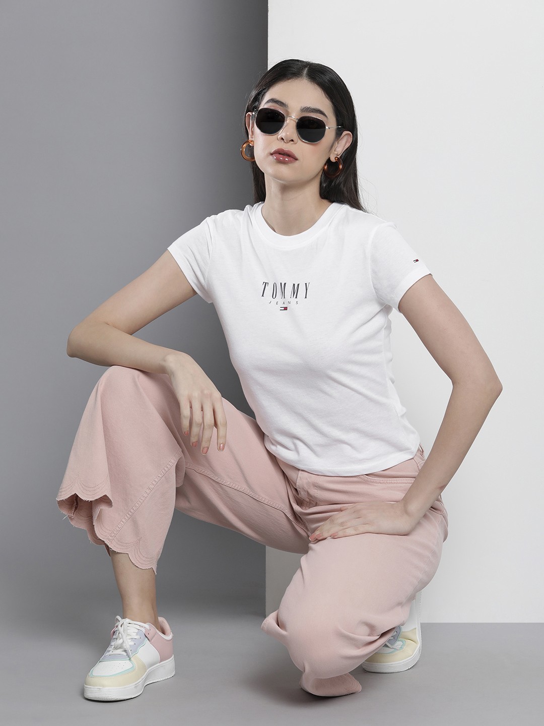 

Tommy Hilfiger Women Brand Logo Printed Slim Fit T-shirt, White