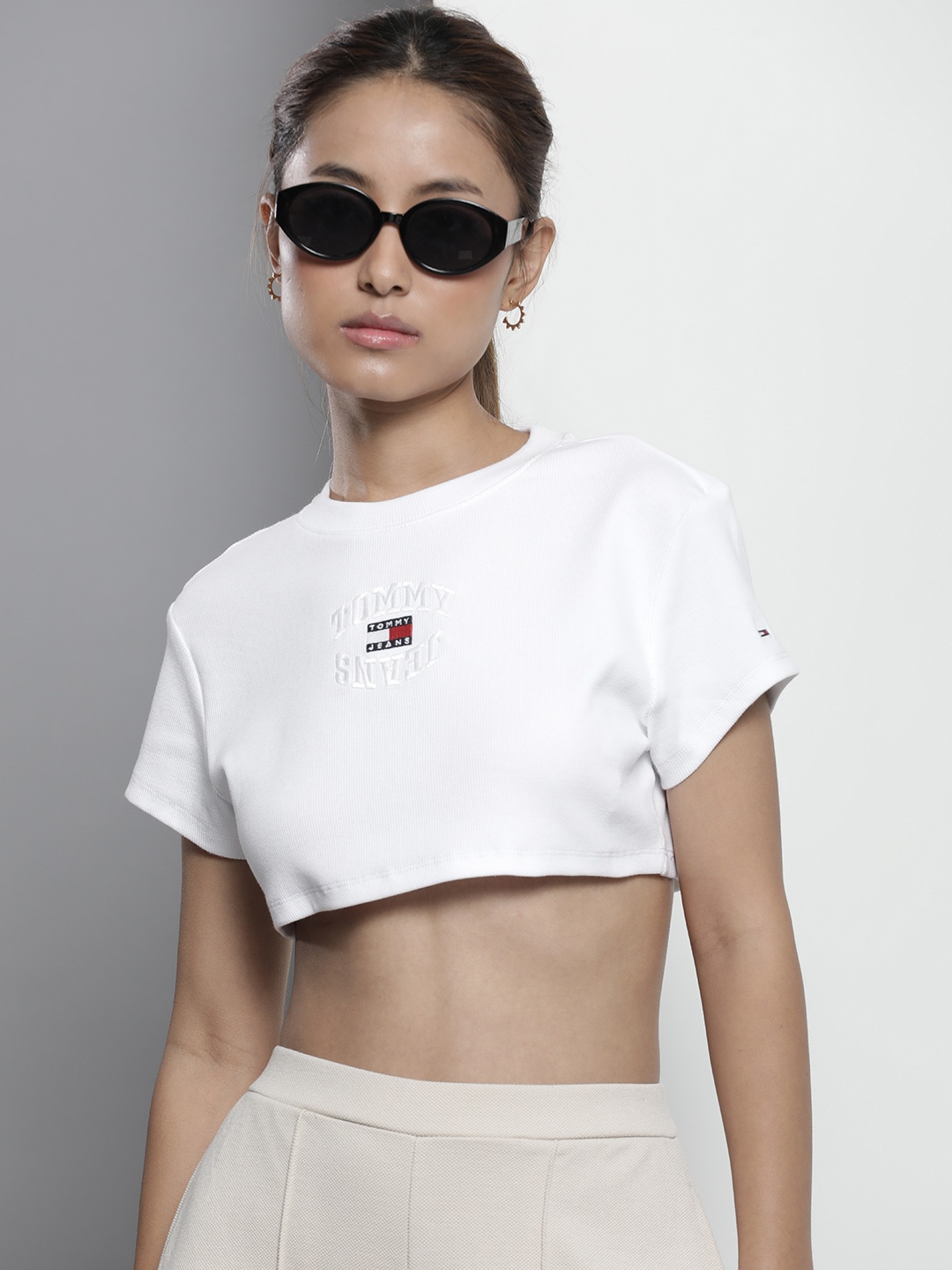 

Tommy Hilfiger Women Brand Logo Printed T-shirt, White