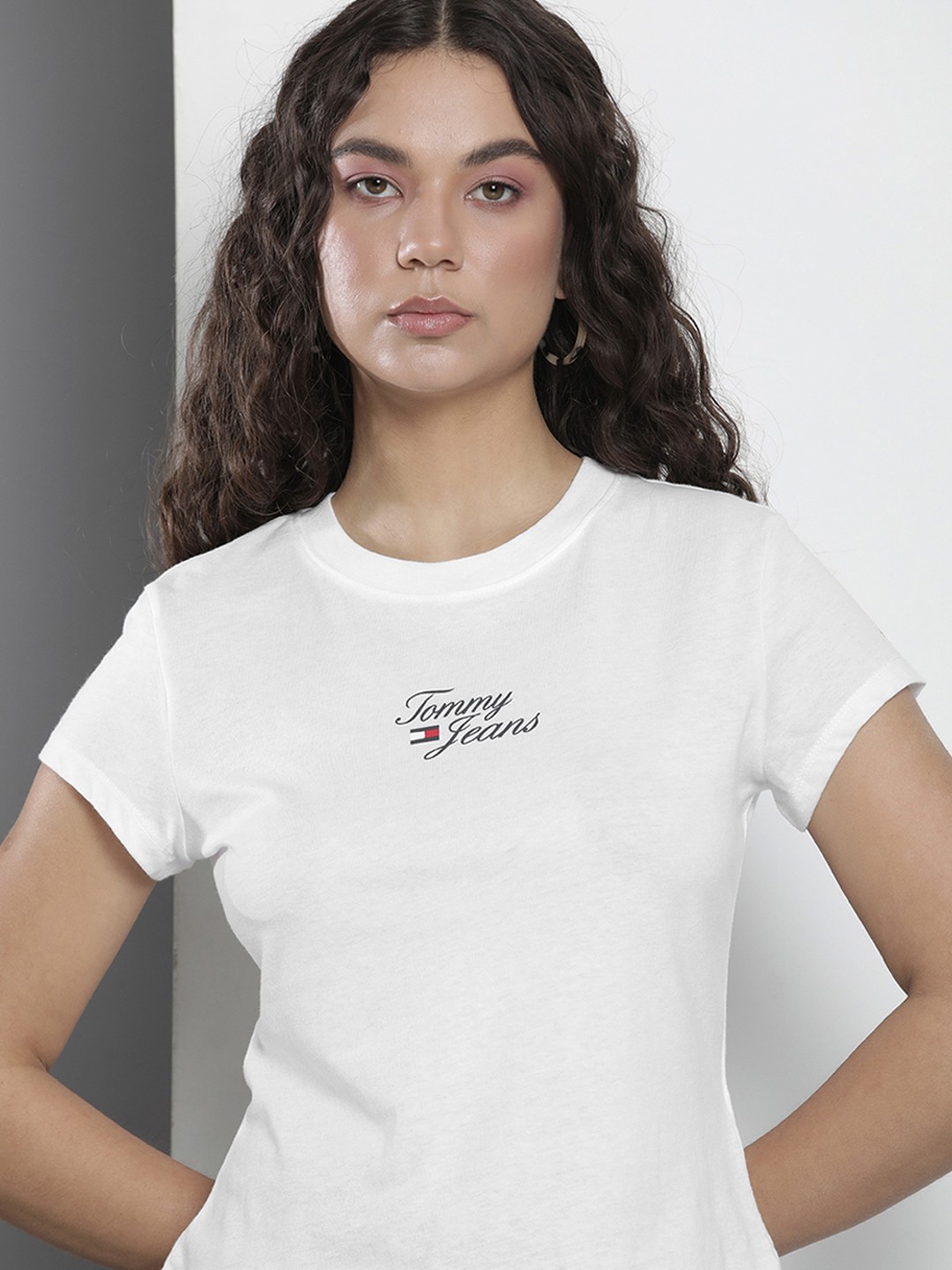 

Tommy Hilfiger Women Brand Logo Printed Slim Fit Sustainable T-shirt, White