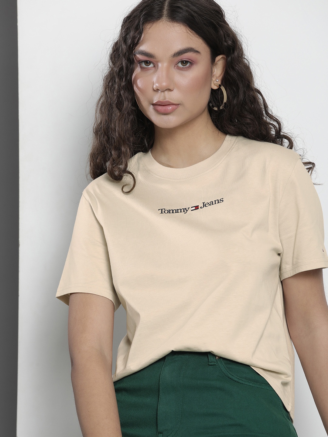 

Tommy Hilfiger Women Brand Logo Pure Cotton T-shirt, Beige
