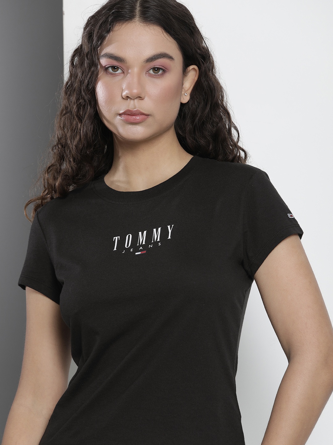 

Tommy Hilfiger Women Brand Logo Printed Slim Fit Sustainable T-shirt, Black