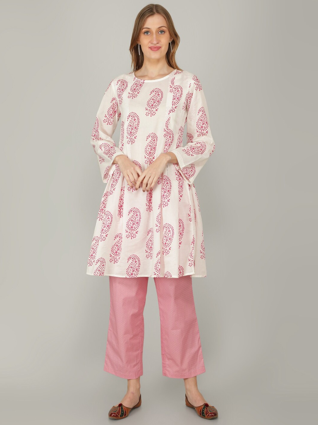 

NAVIYATA Printed Kurta with Trousers, White