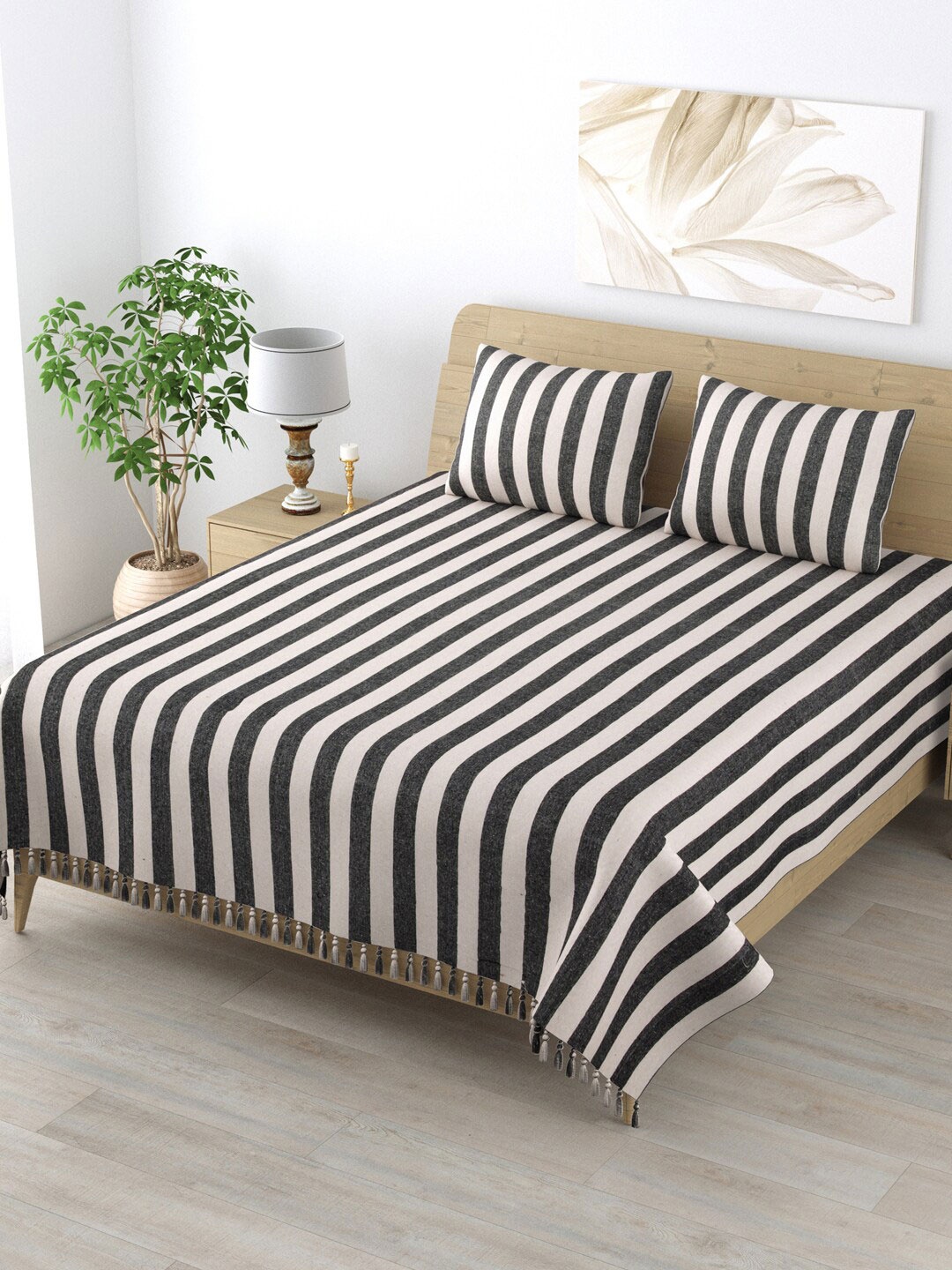 

Varde White & Black Striped 210 TC King Flat Pure Cotton Bedsheet with 2 Pillow Covers