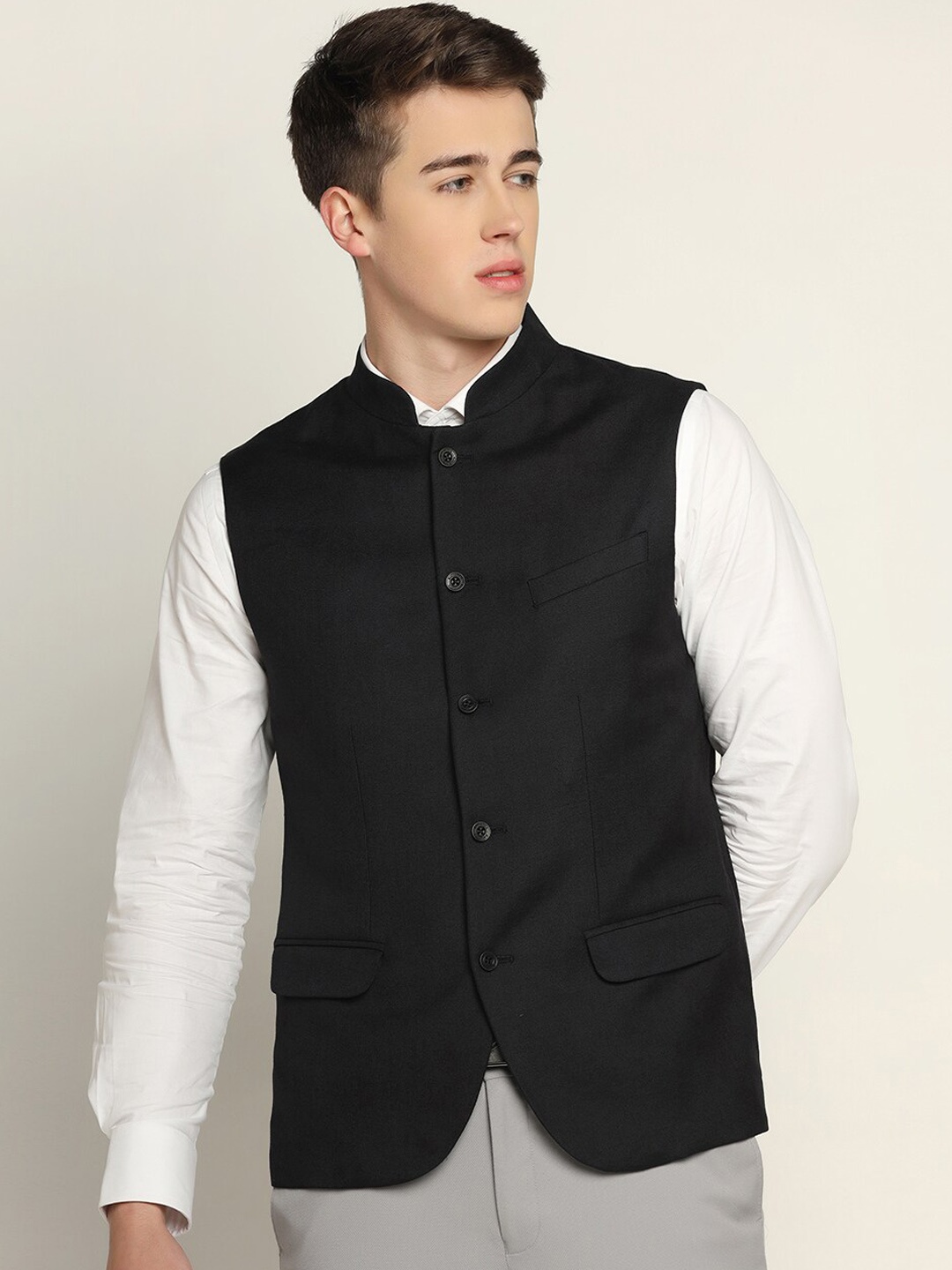 

Blackberrys Men Slim fit Bandhgala Nehru Jacket, Black