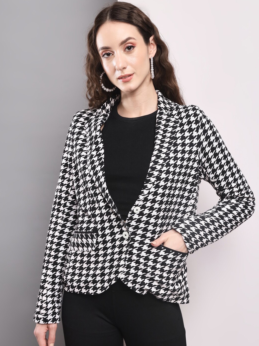 

Darzi Women Printed Single-Breasted Casual Blazer, White