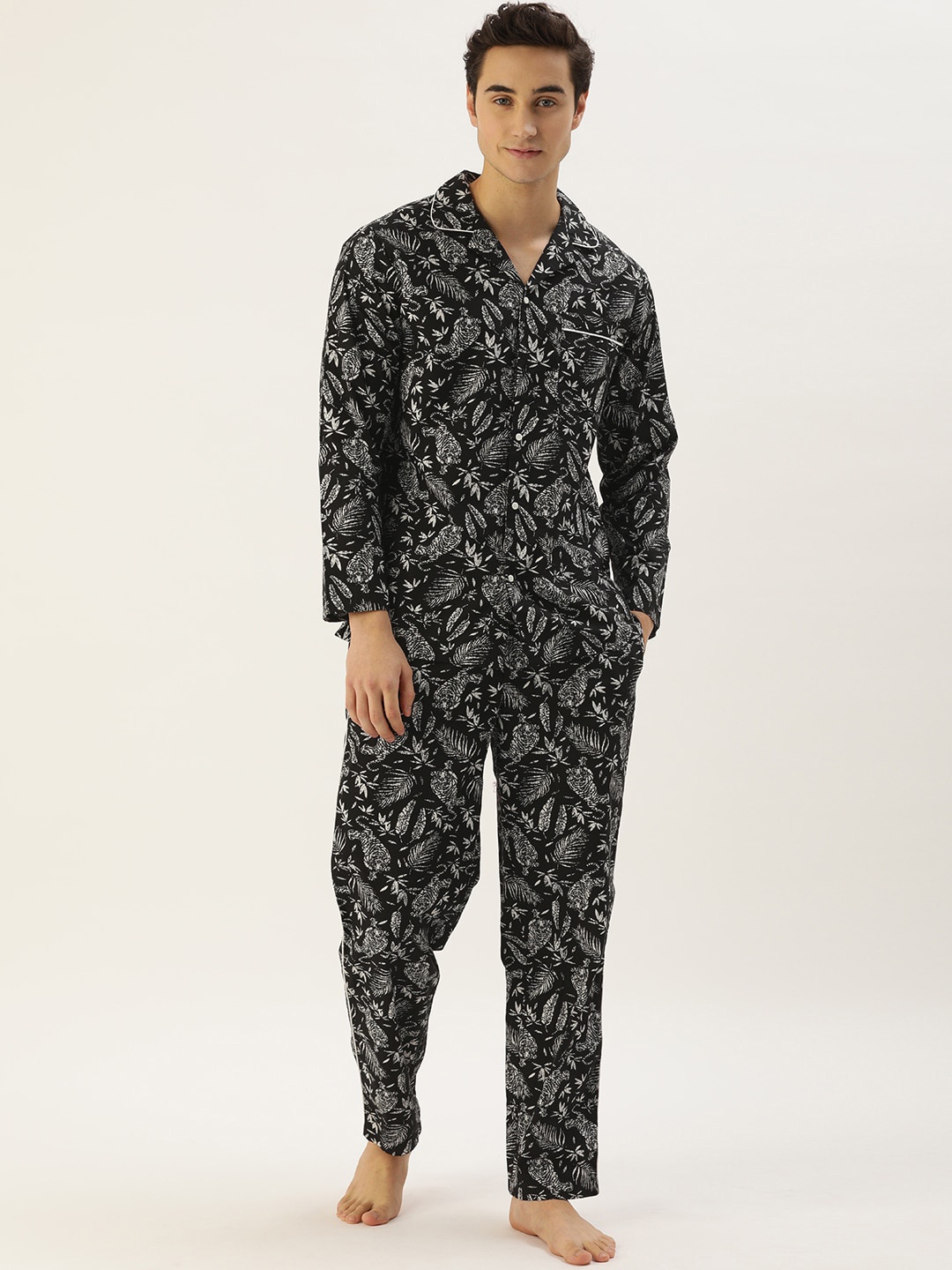 

Bene Kleed Men FLoral Printed Pure Cotton Night suit, Black