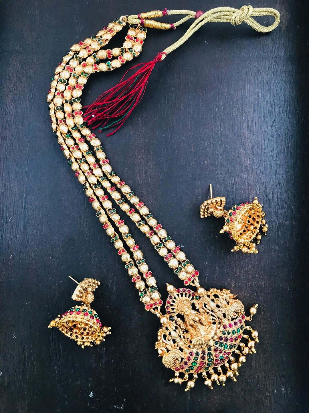 

The Opal Factory Gold-Plated Stone Studded & Beaded Jewellery Set
