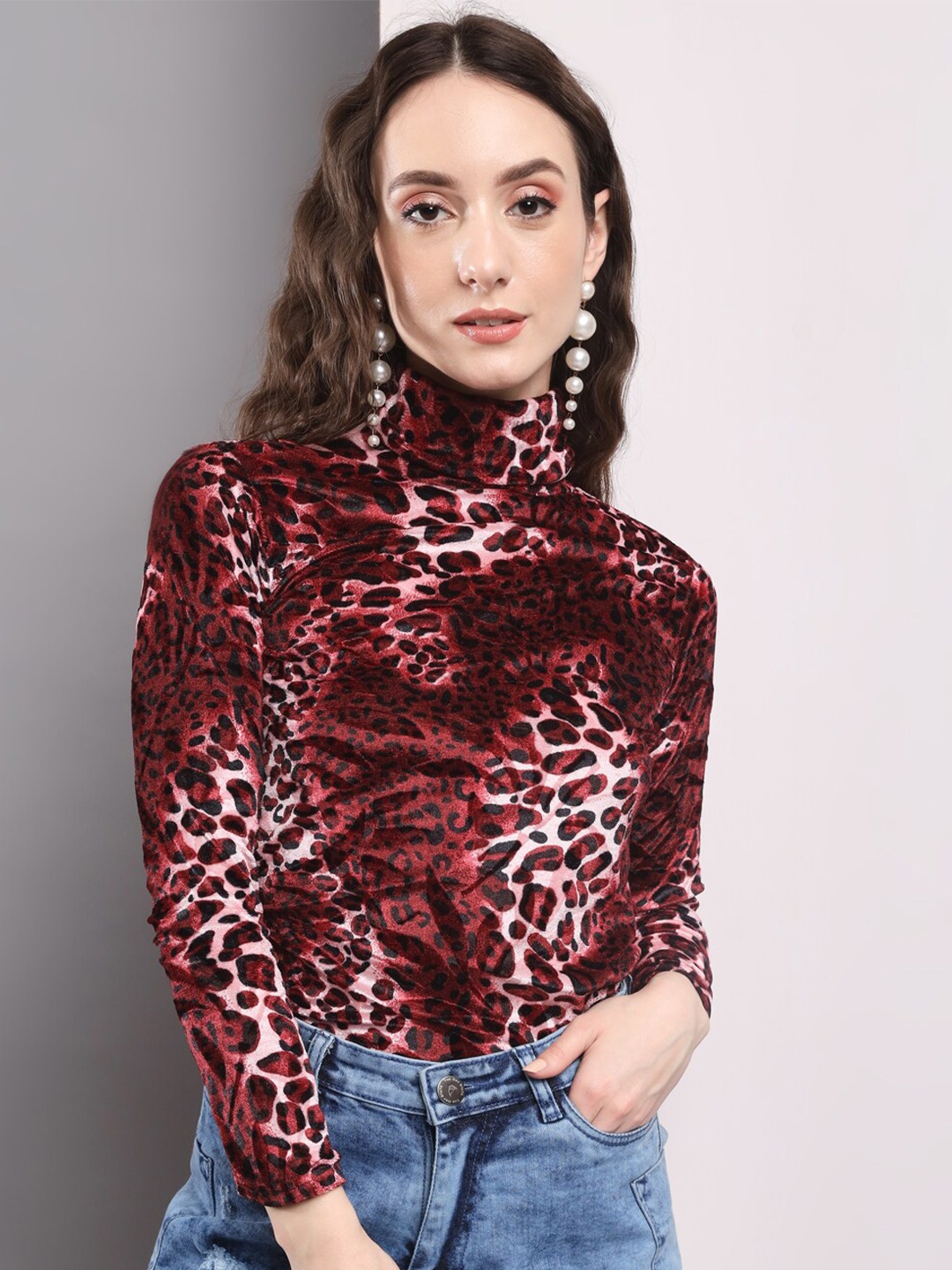

Darzi Animal Velvet Top, Magenta