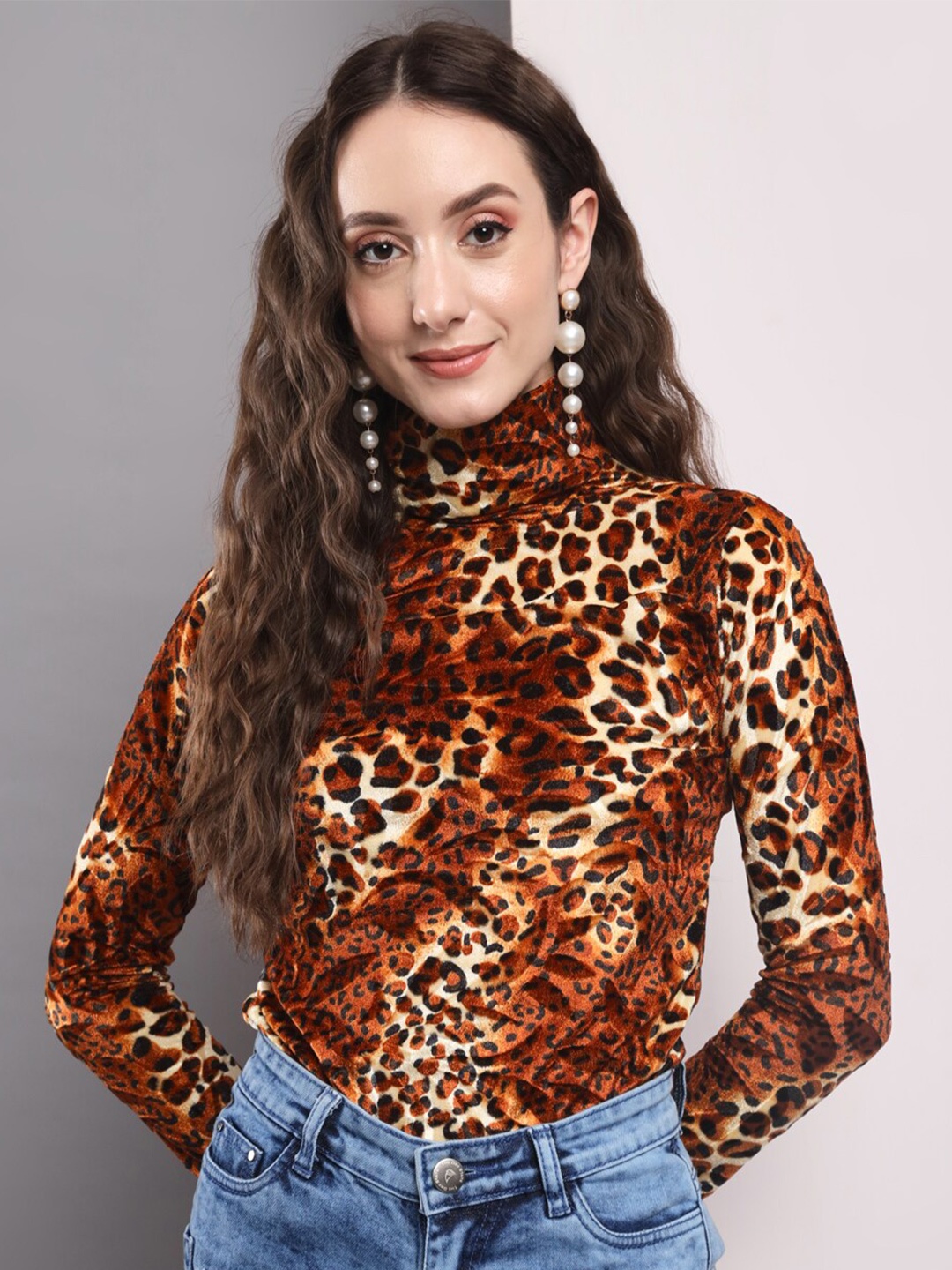 

Darzi Animal Print Velvet Top, Orange