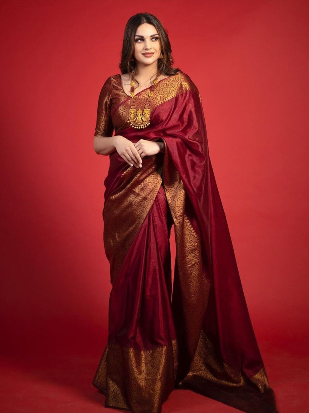 

AVANTIKA FASHION Zari Pure Silk Kanjeevaram Saree, Maroon