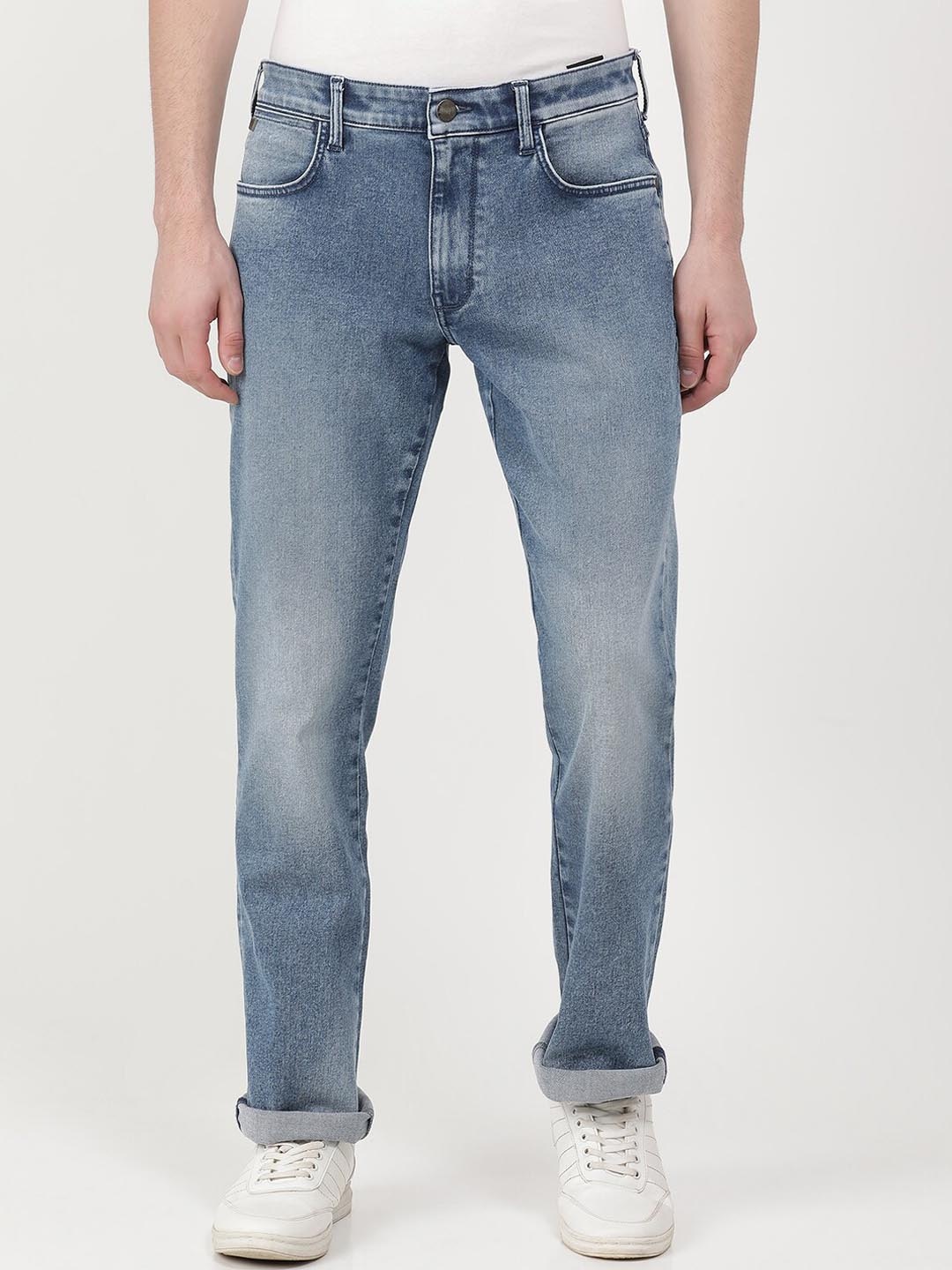 

Wrangler Men Millard Low Distress Heavy Fade Stretchable Jeans, Blue