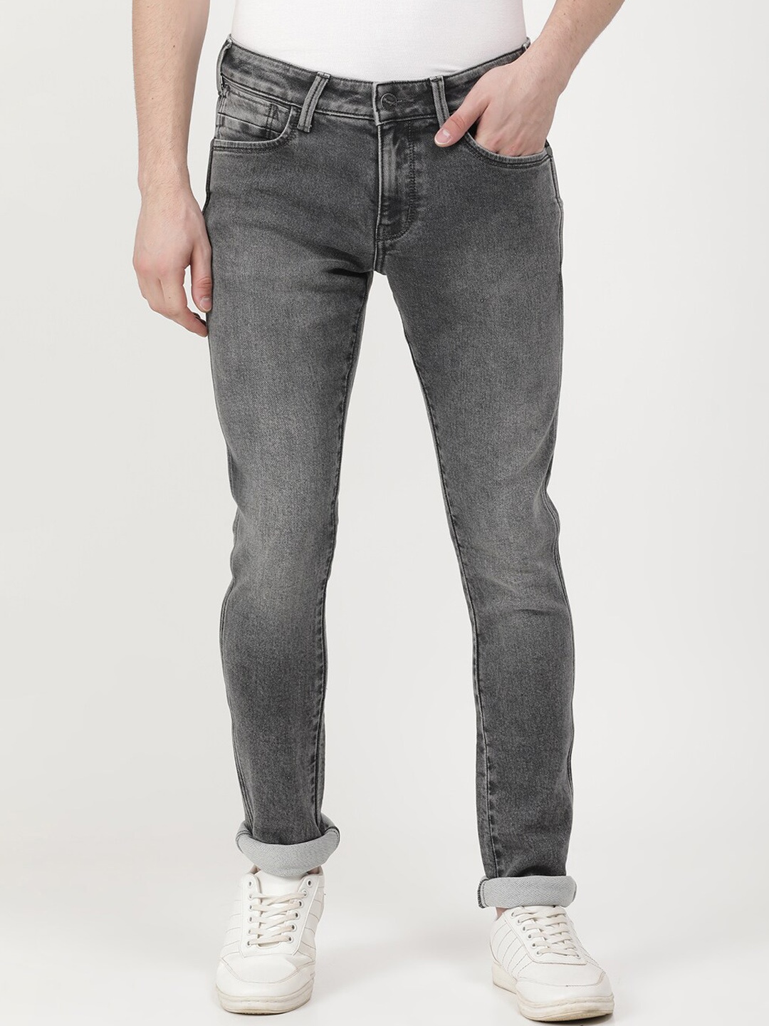 

Wrangler Men Skinny Fit Low-Rise Heavy Fade Stretchable Cotton Jeans, Grey