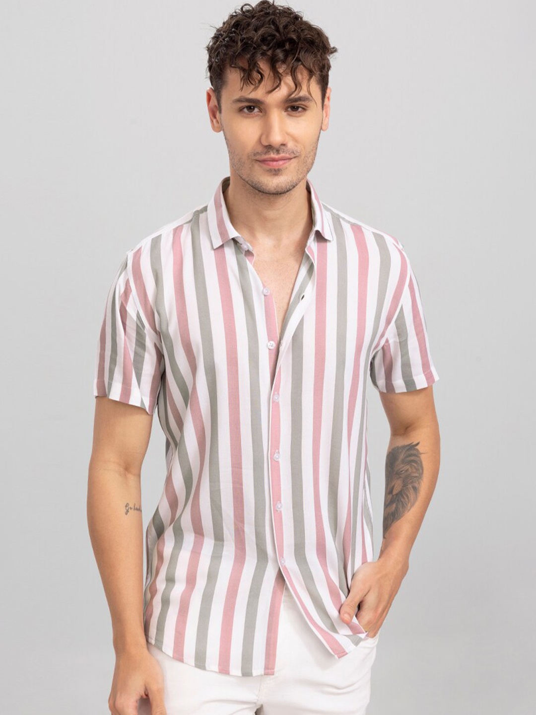 

Snitch Men Slim Fit Striped Casual Shirt, Pink