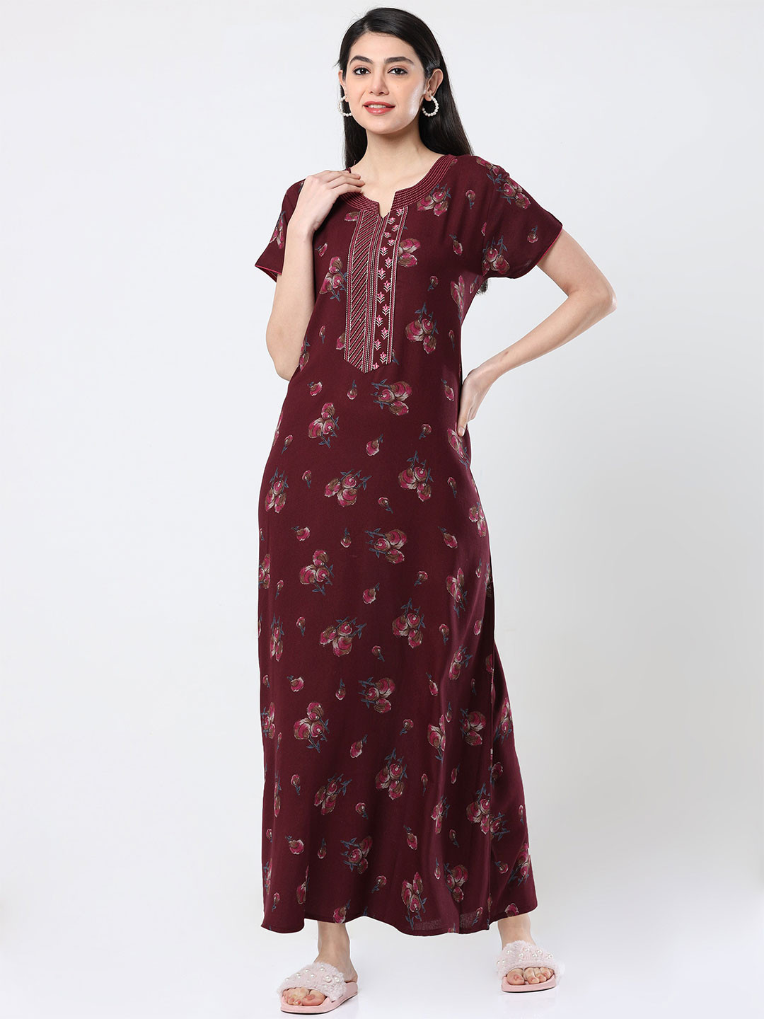 

9shines Label Printed Maxi Nightdress, Maroon