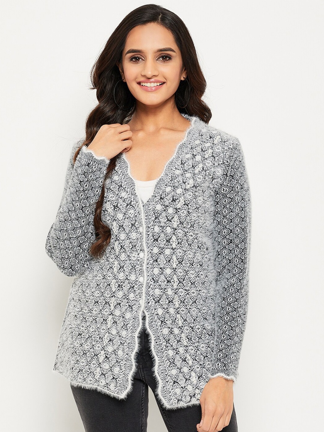 

Duke Women Acrylic Cardigan, White