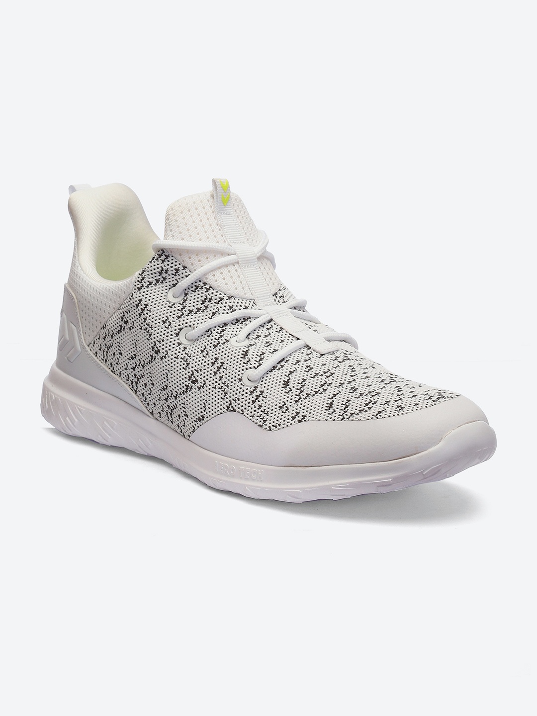 

hummel Men Mesh Training Or Gym Non-Marking Sports Shoes, White