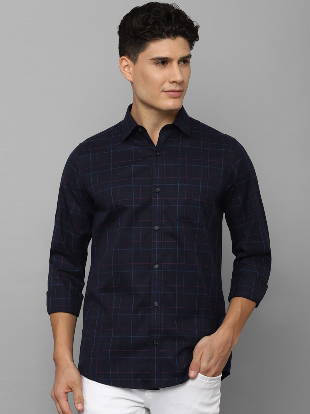 

Allen Solly Men Slim Fit Tartan Checked Casual Cotton Shirt, Navy blue