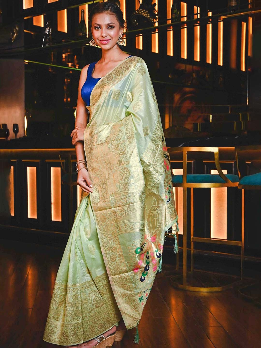 

KARAGIRI Woven Design Zari Maheshwari Saree, Sea green