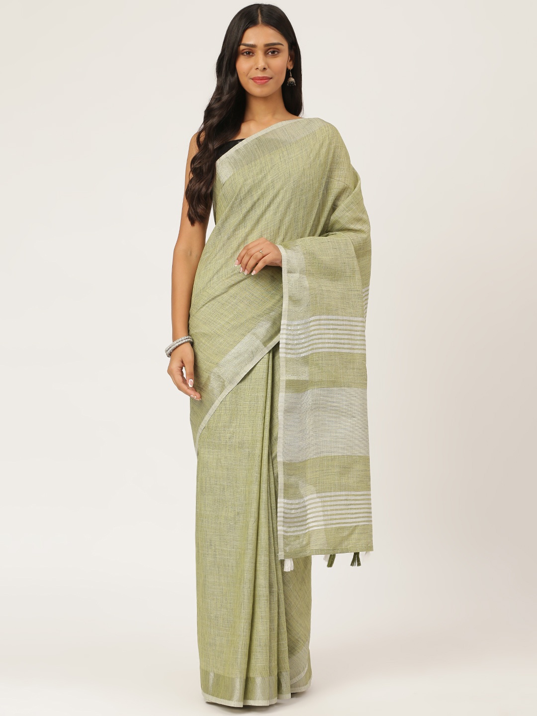 

KARAGIRI Zari Bordered Saree, Green