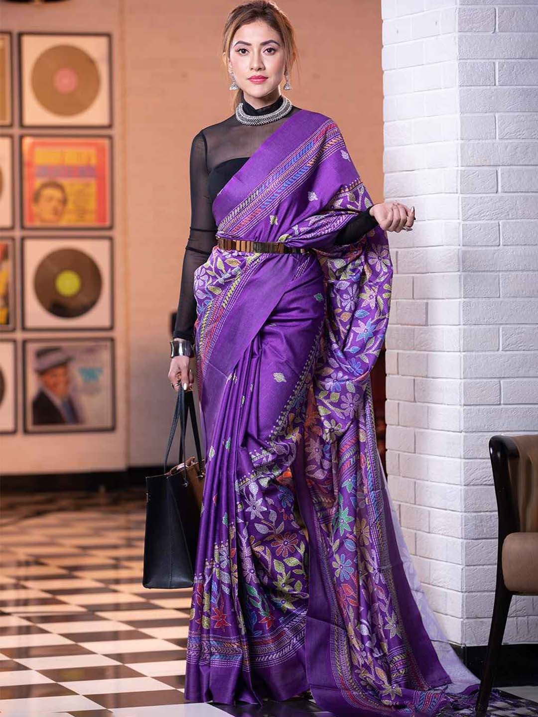 

KARAGIRI Floral Kantha Work Silk Blend Saree, Violet