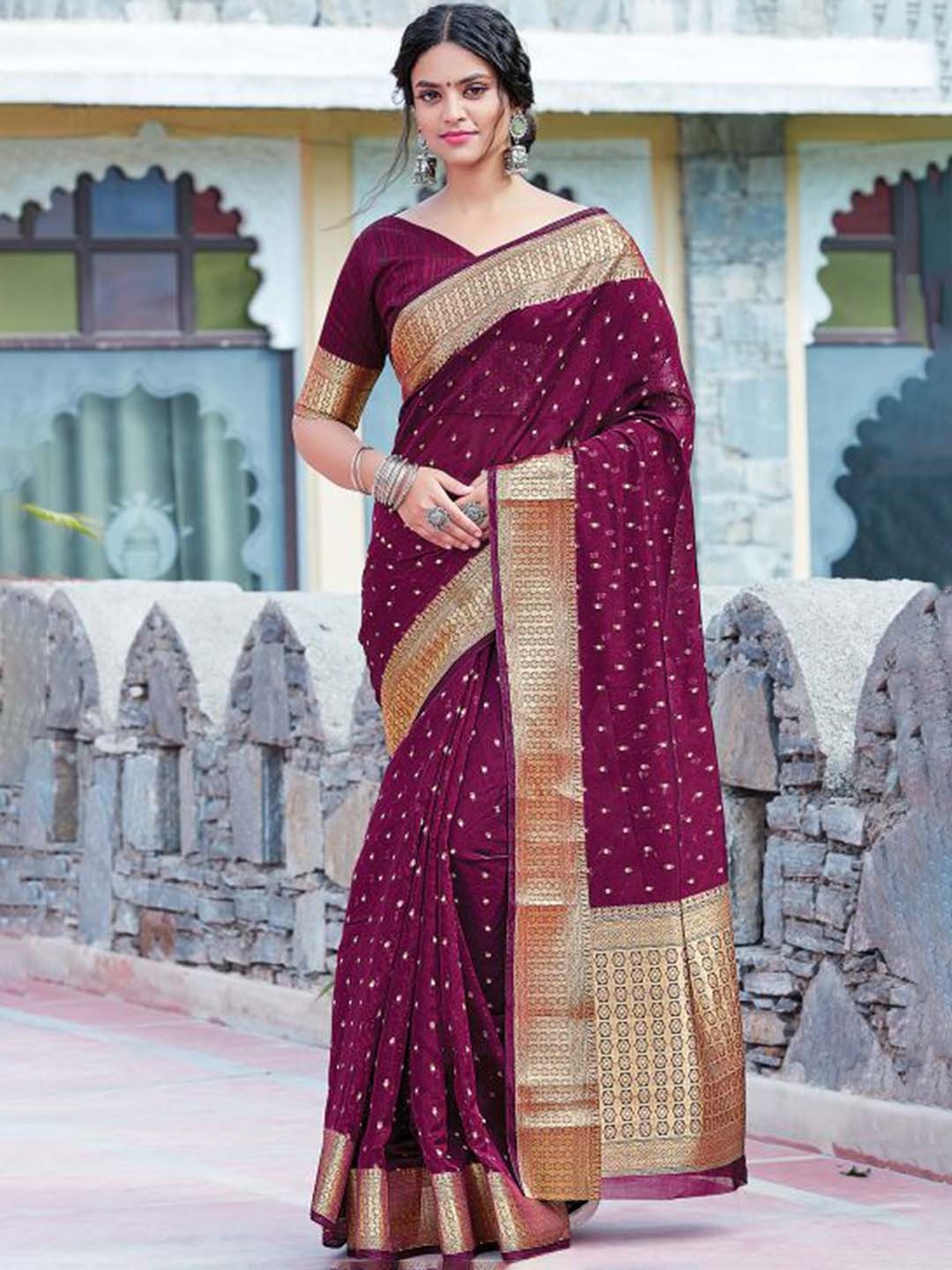 

KARAGIRI Woven Design Zari Organza Saree, Magenta