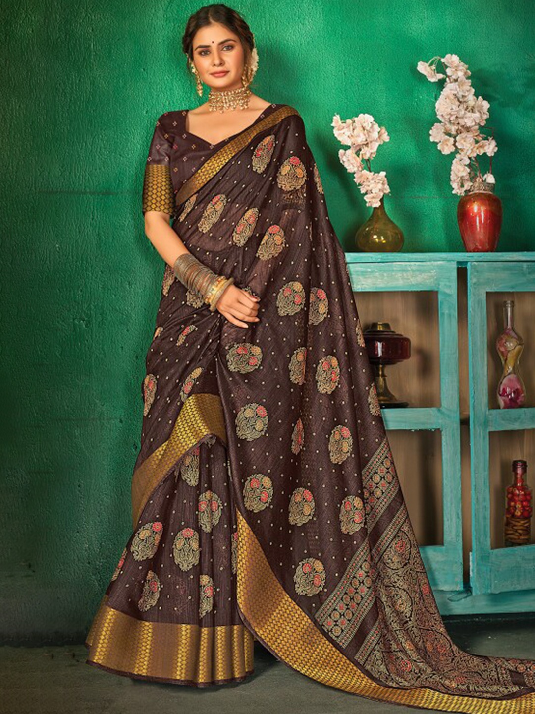 

KARAGIRI Ethnic Motifs Printed Zari Saree, Brown