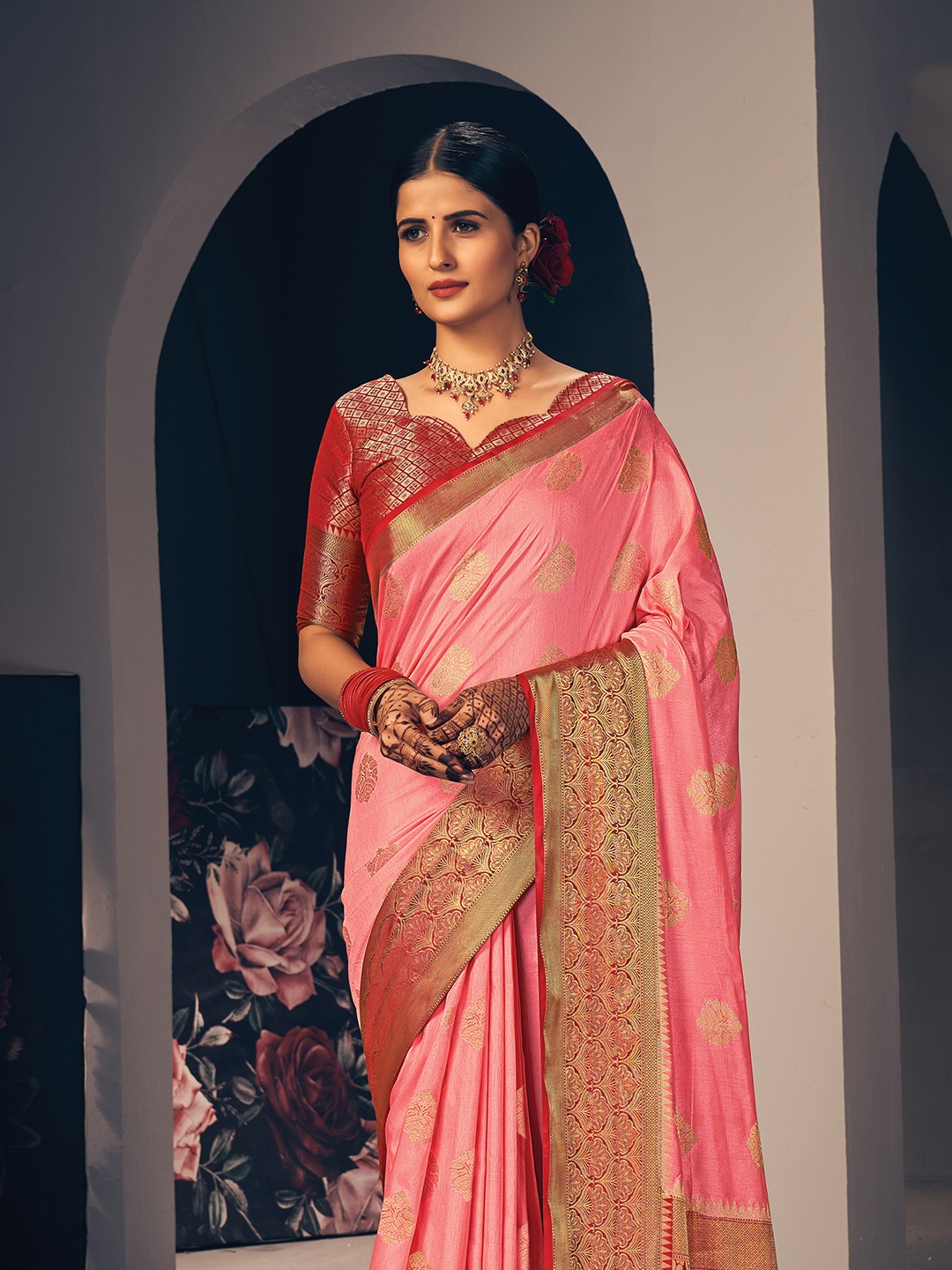 

KARAGIRI Woven Design Zari Saree, Peach