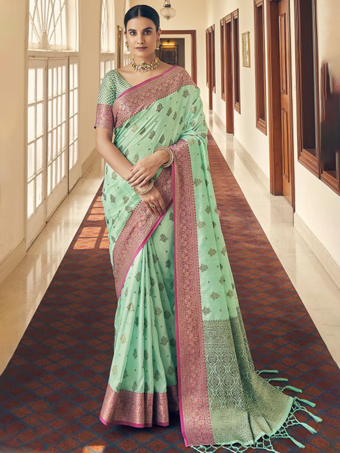 

KARAGIRI Ethnic Motifs Zari Silk Blend Saree, Sea green