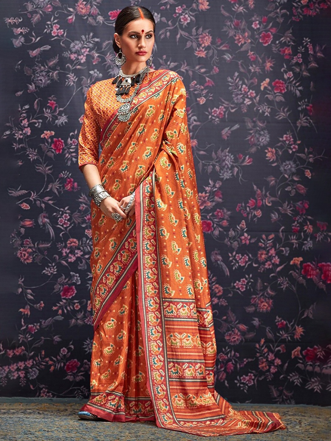 

KARAGIRI Ethnic Motifs Patola Saree, Orange