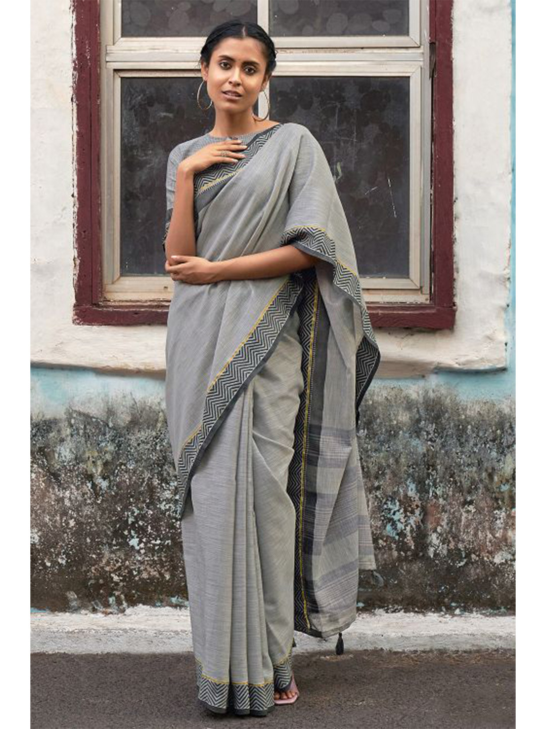 

KARAGIRI Zari Saree, Grey