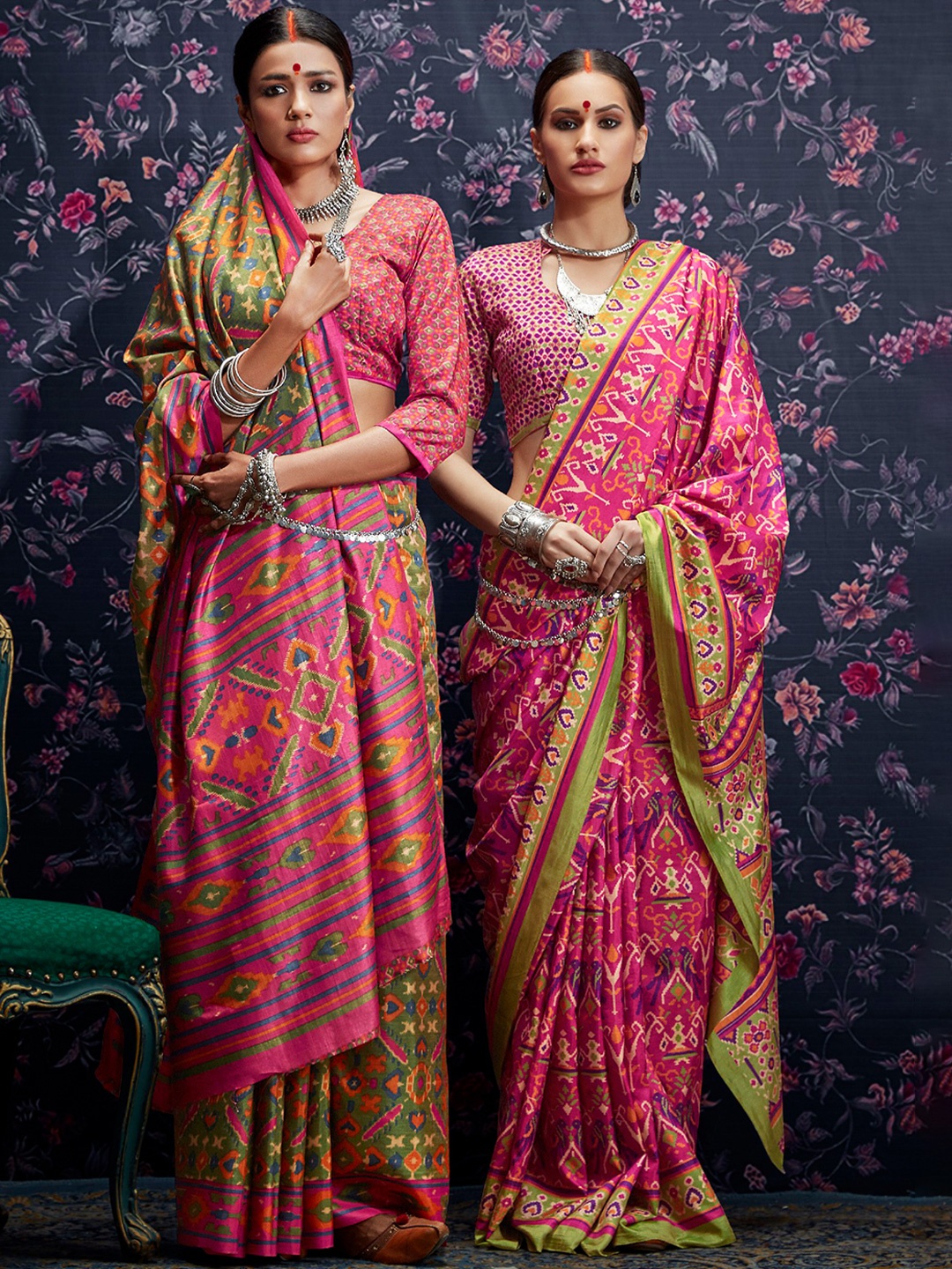 

KARAGIRI Ethnic Motifs Printed Patola Saree, Pink