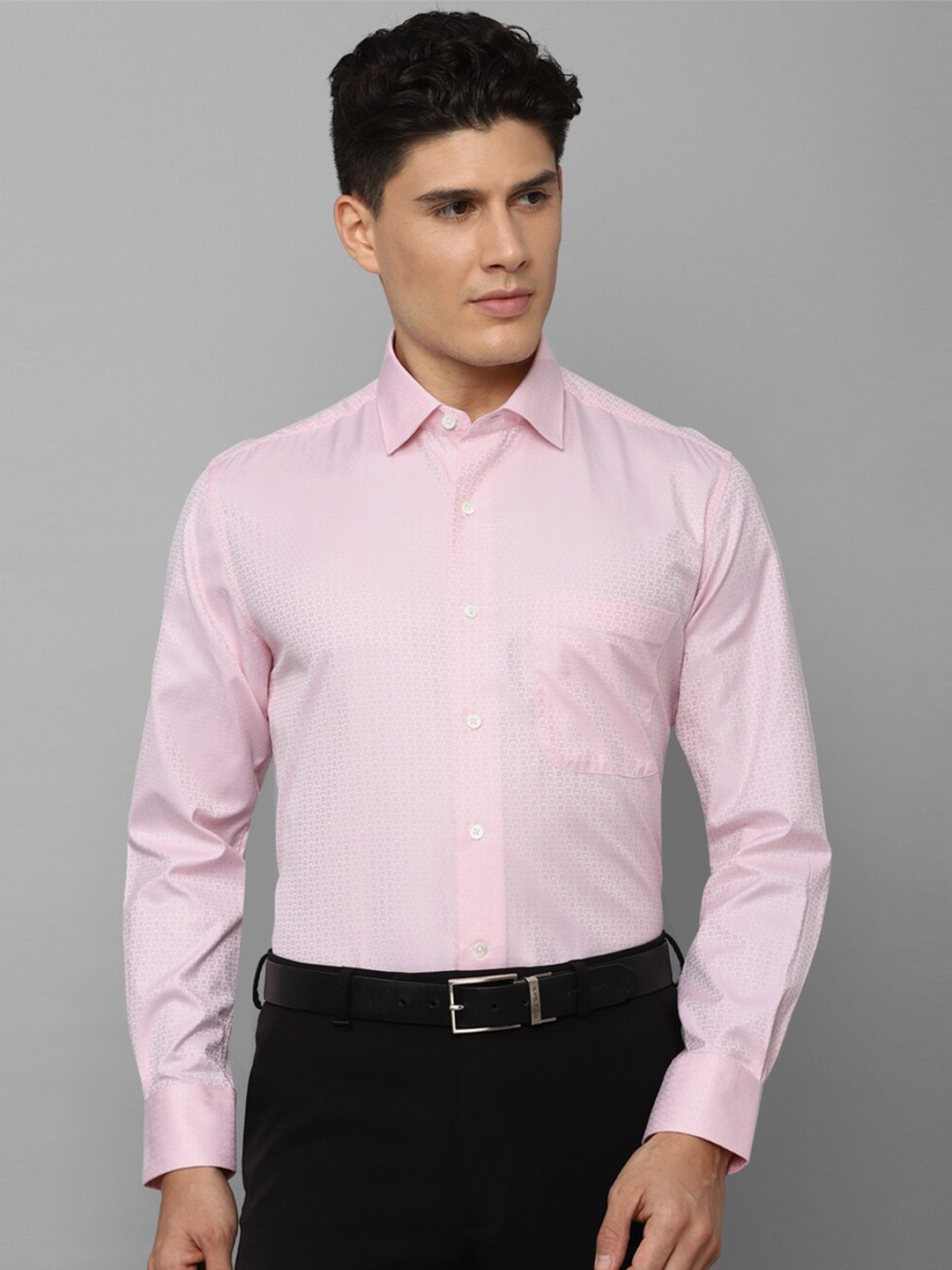 

Luxure by Louis Philippe Men Pure Cotton Formal Shirt, Pink