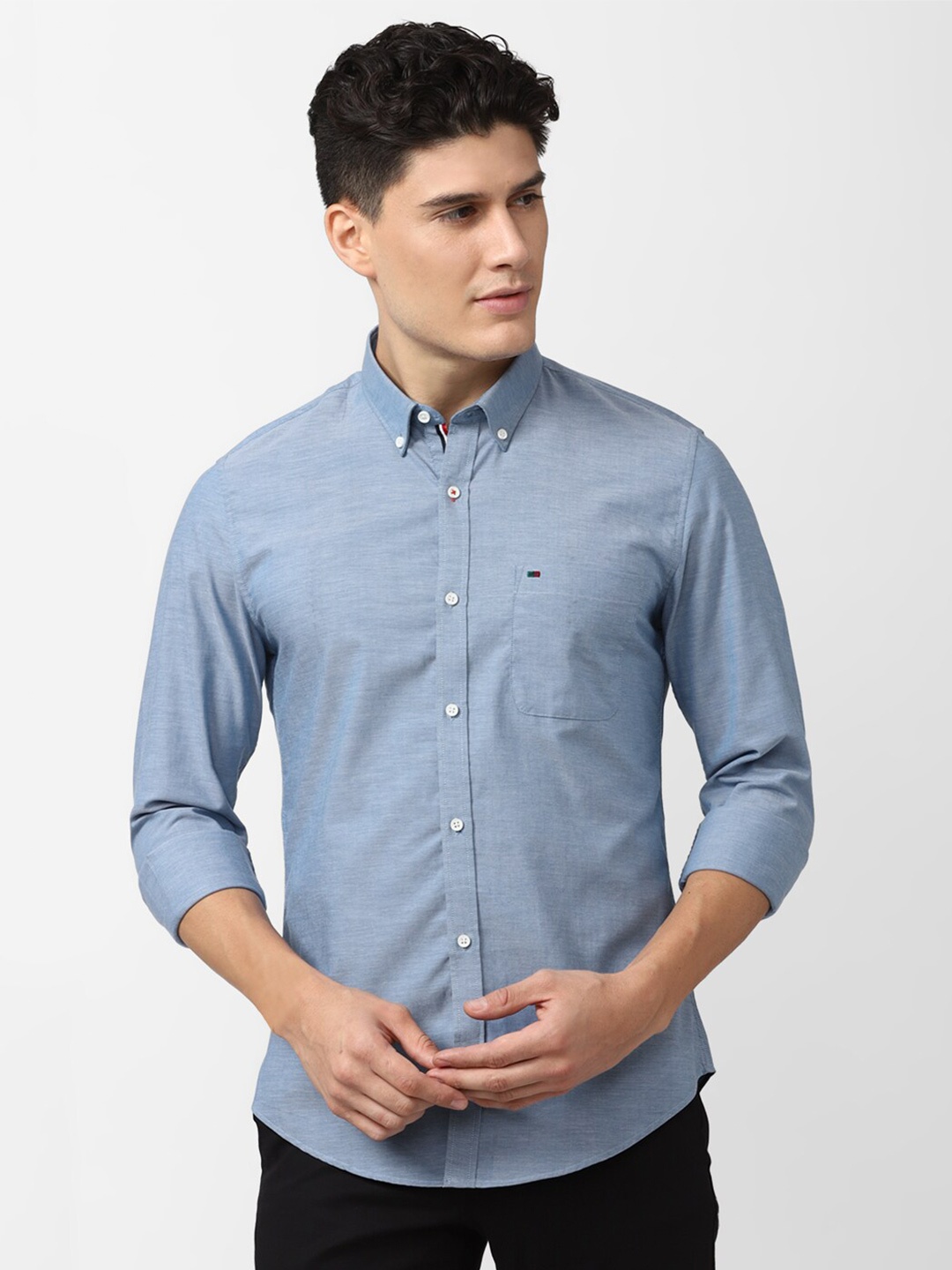 

Peter England Casuals Men Slim Fit Casual Cotton Shirt, Blue