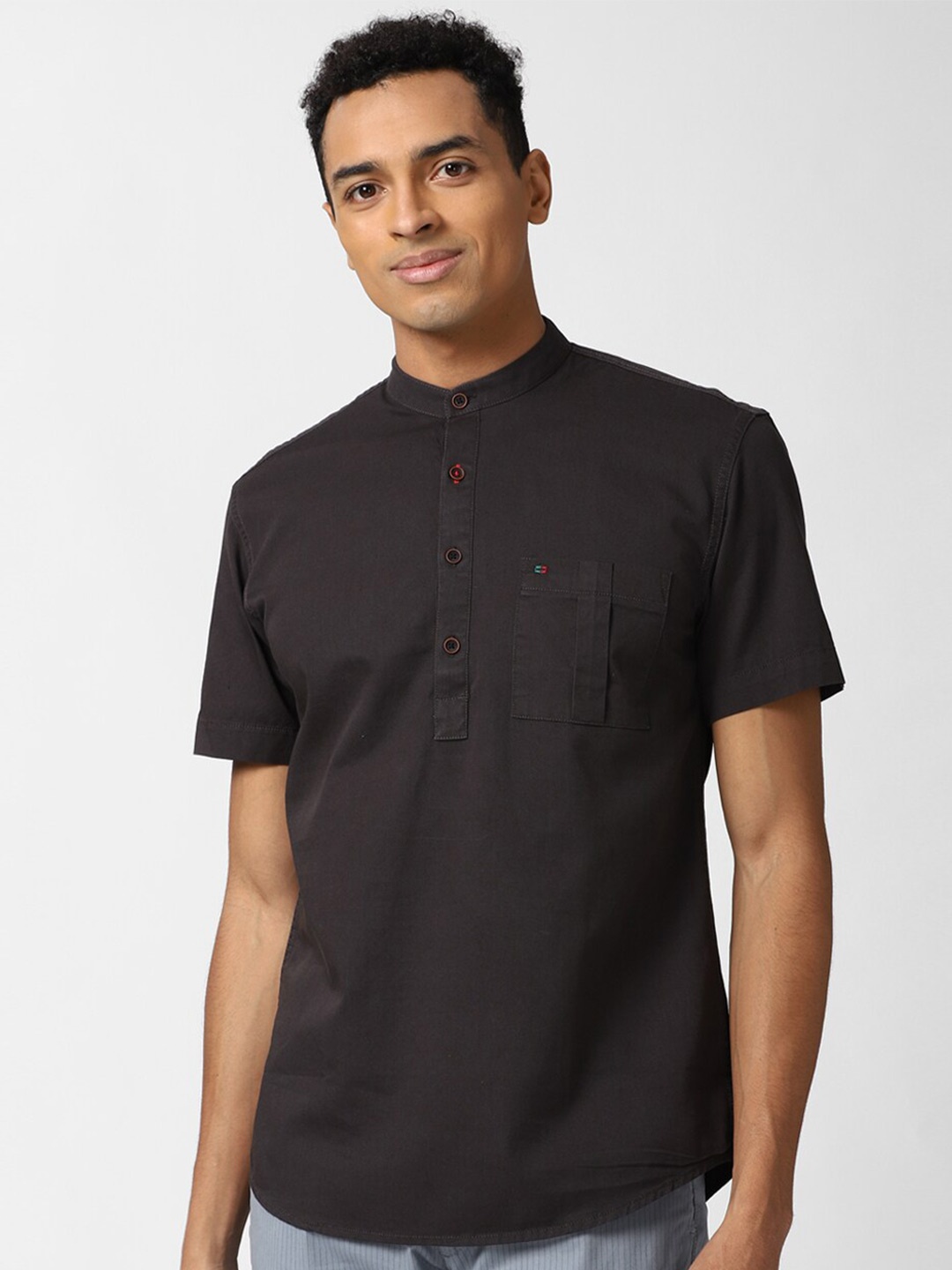 

Peter England Casuals Men Slim Fit Casual Shirt, Brown