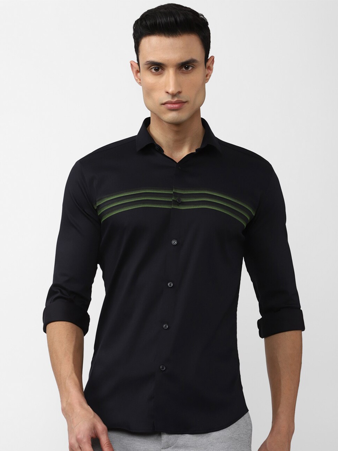 

V Dot Men Slim Fit Horizontal Striped Casual Cotton Shirt, Black