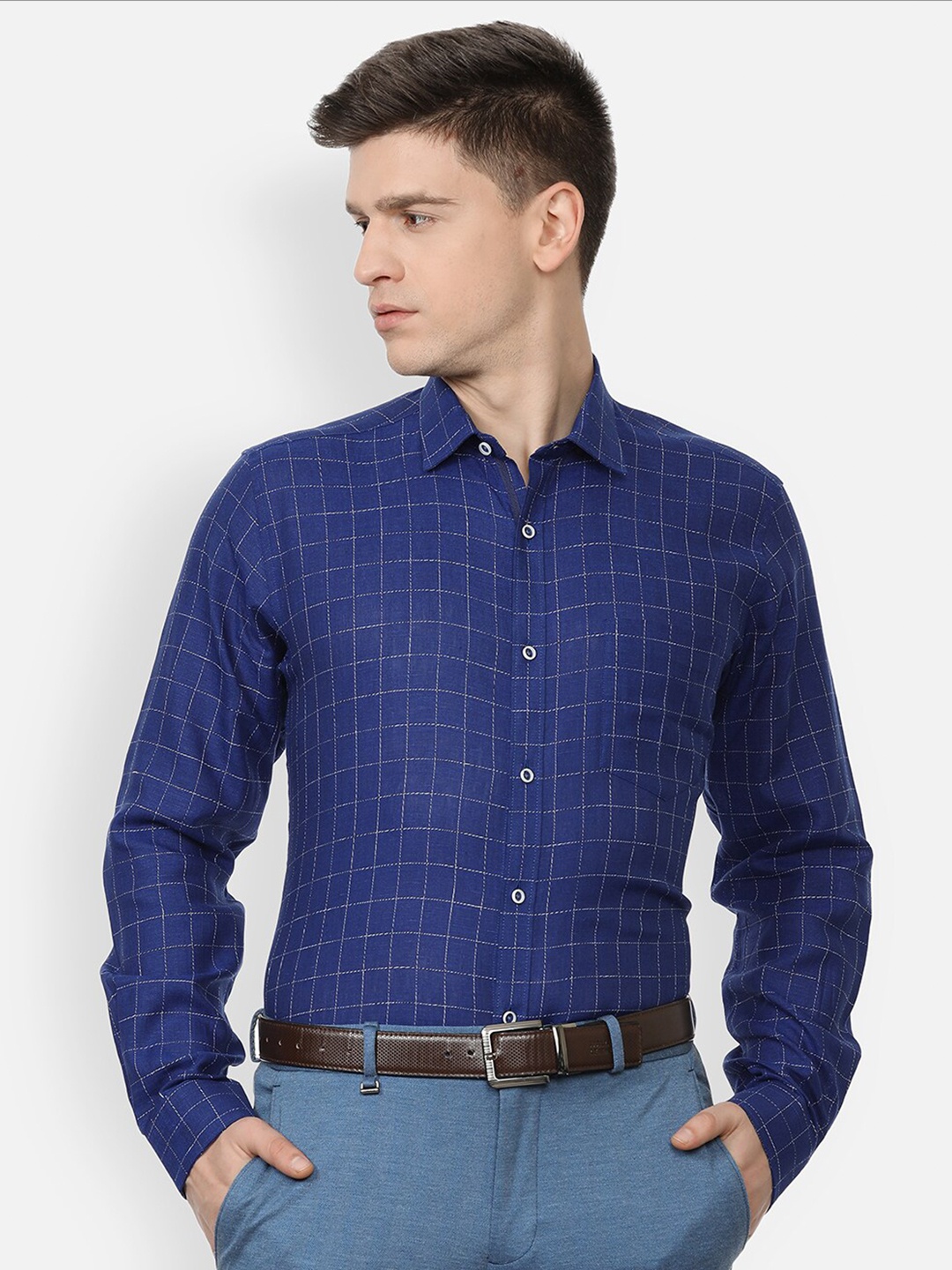 

Van Heusen Men Grid Tattersall Checked Formal Linen Shirt, Navy blue