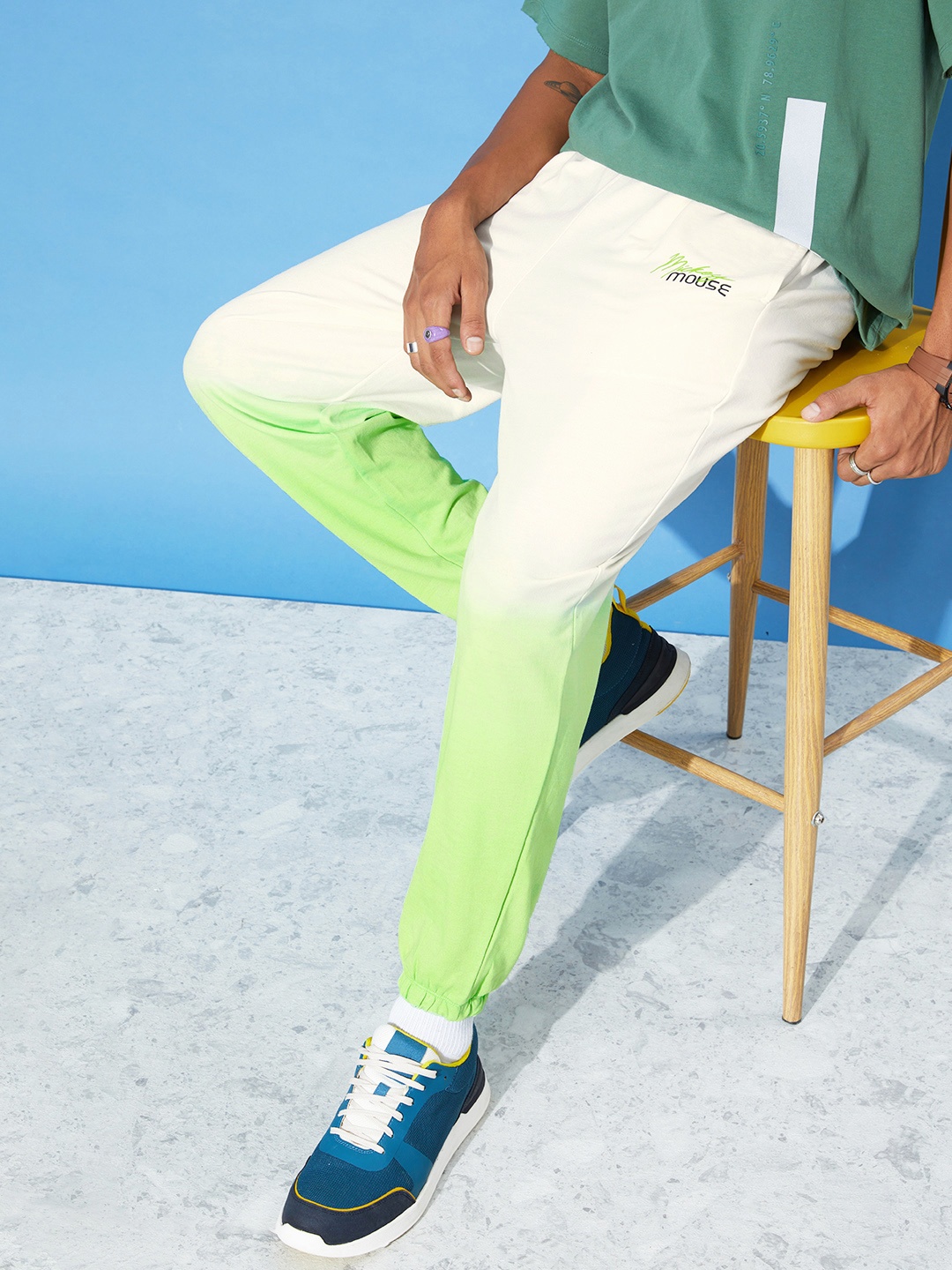 

Kook N Keech Men Classy White Mid-rise Street Look Parade Technical Ombre Joggers