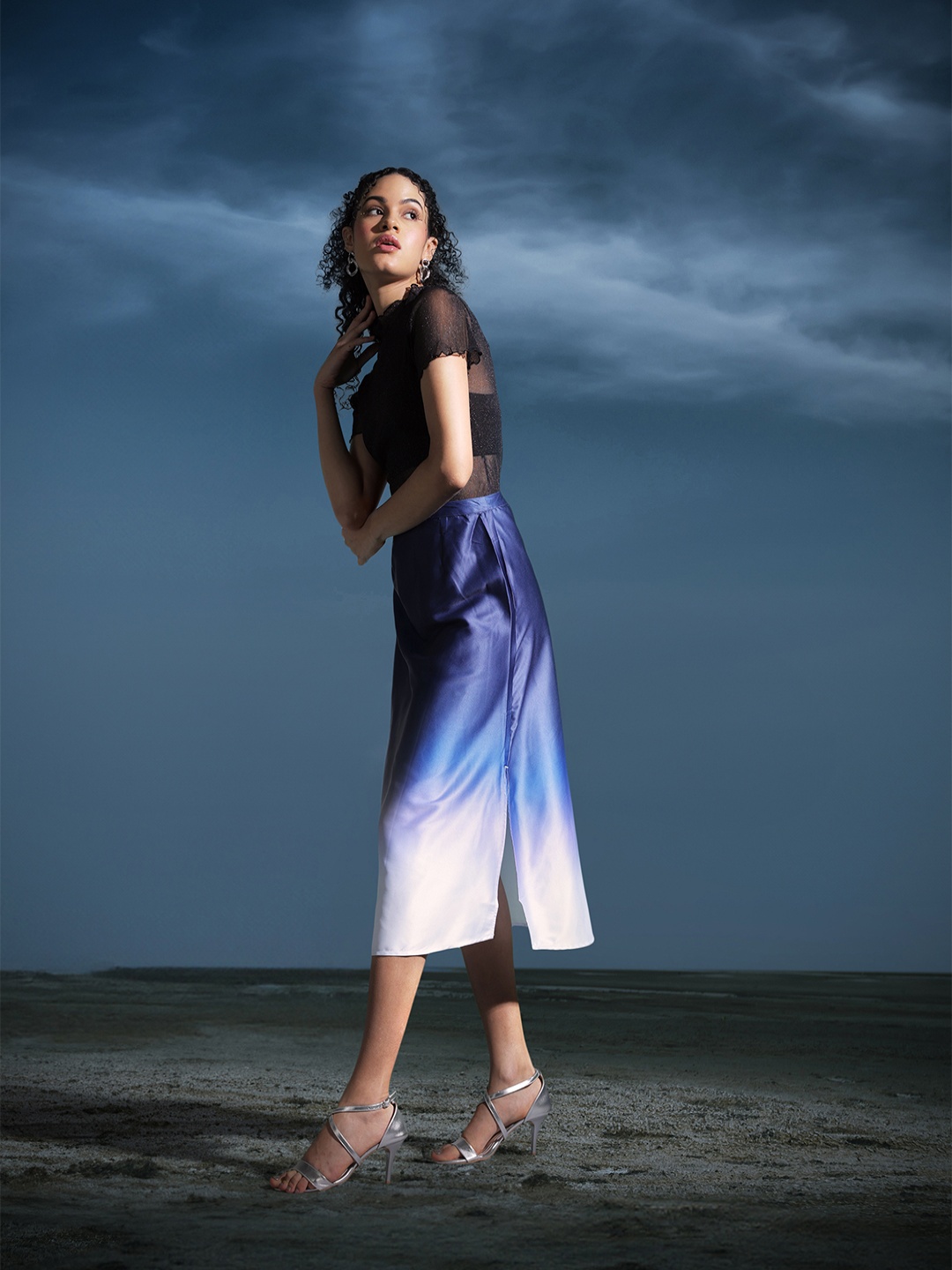 

Chemistry Ombre Satin-Finish Midi Skirt, Navy blue