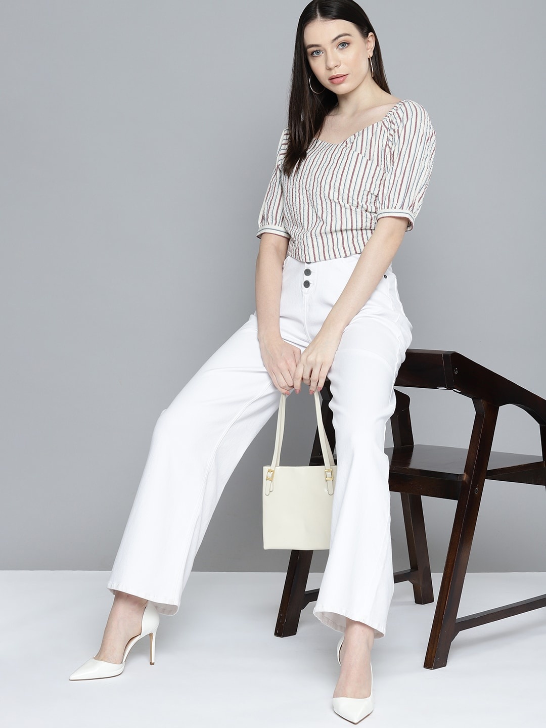 

Chemistry Striped Sweetheart Neck Puff Sleeves Seersucker Pure Cotton Top, Cream