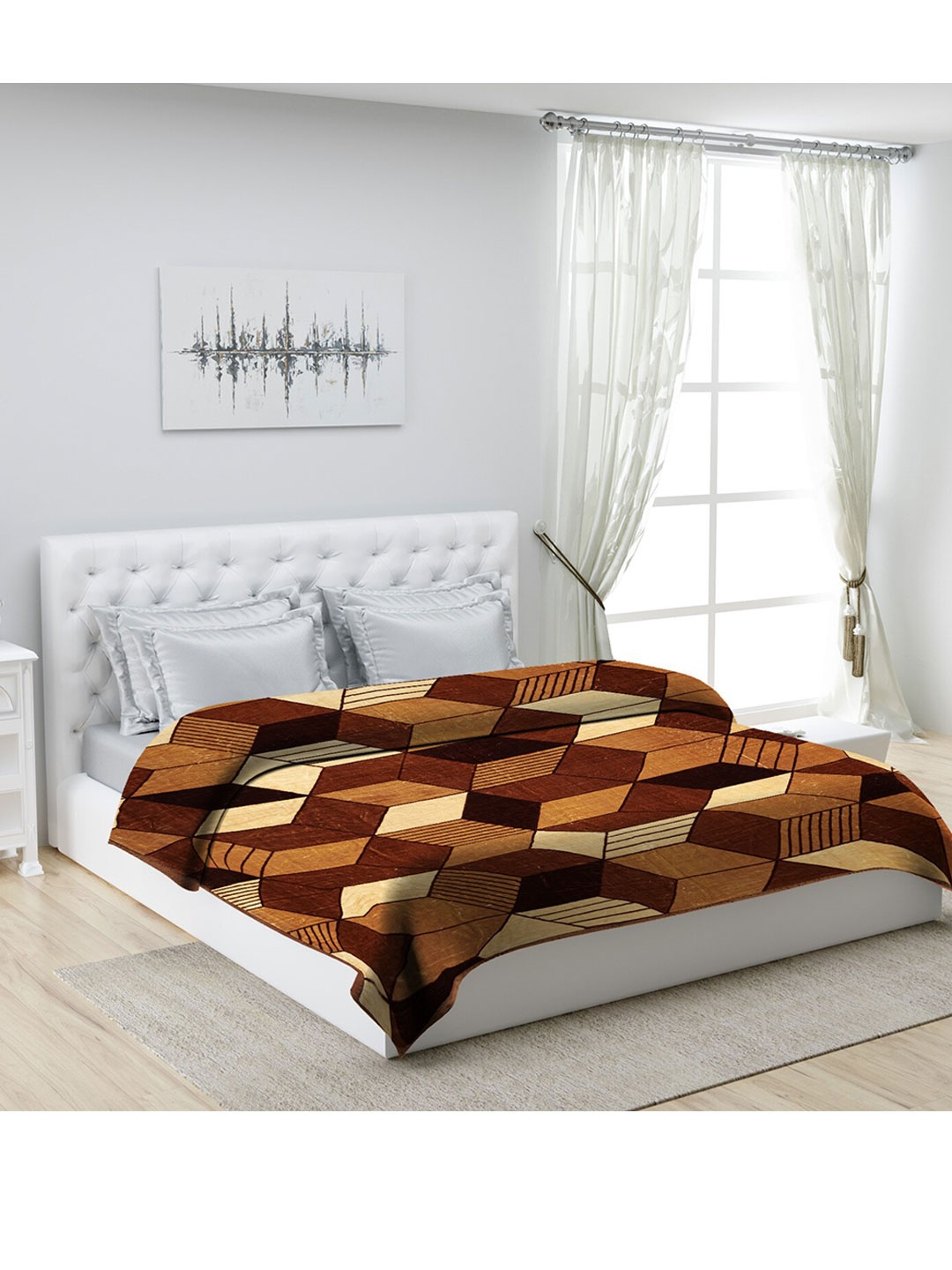 

Monte Carlo Brown & Cream-Coloured Geometric Printed Mild Winter Double Bed Blanket