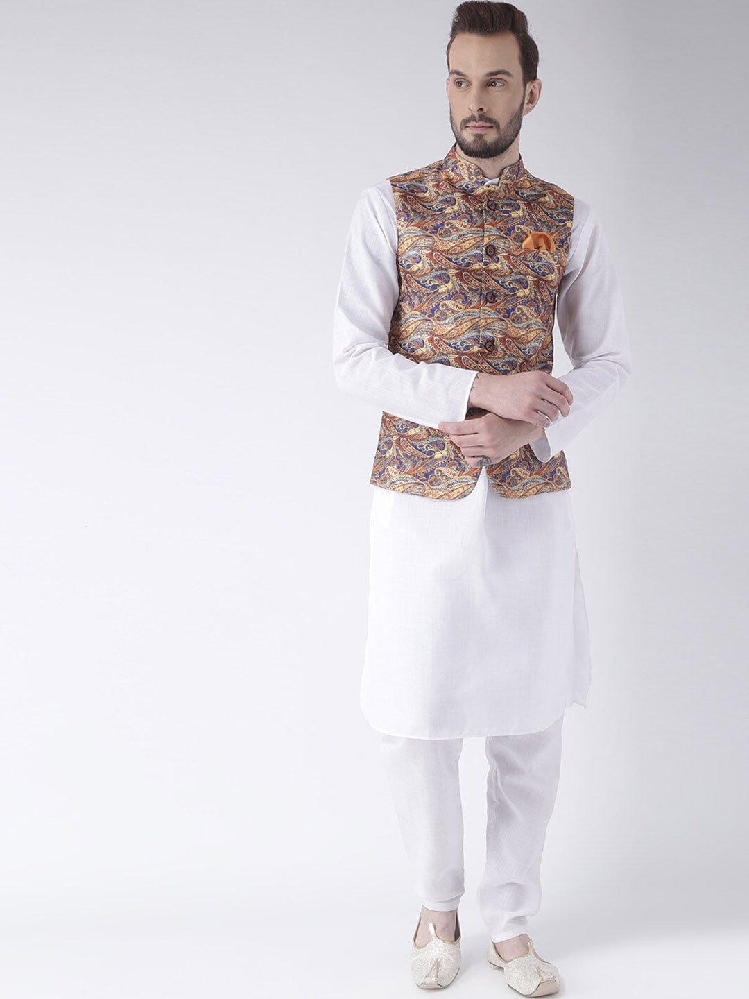 

hangup trend Men Pure Cotton Kurta with Pyjamas& Nehru Jacket, White