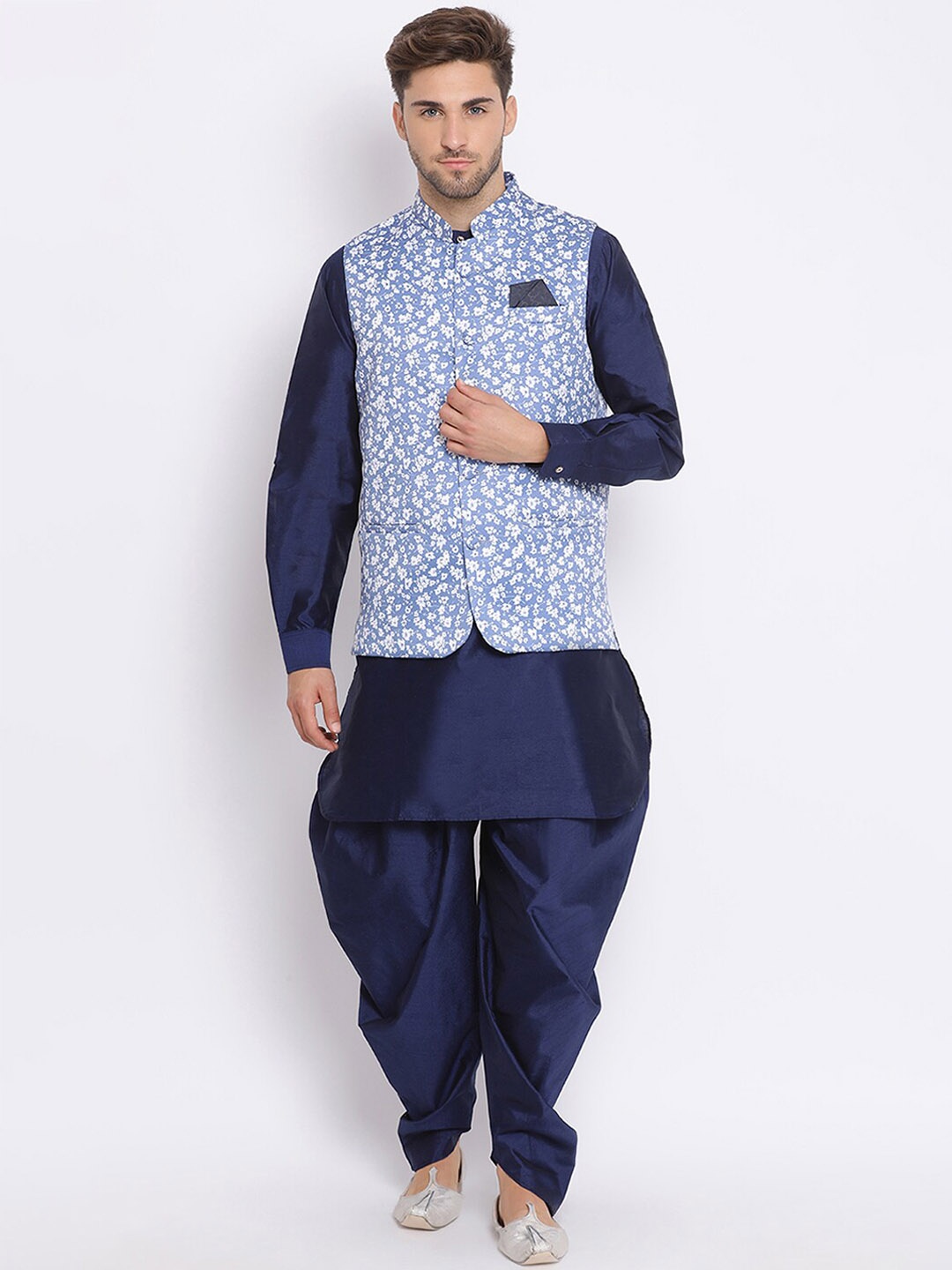 

hangup trend Men Ethnic Motifs Printed Pure Cotton Kurta & Dhoti With Nehru Jacket, Navy blue